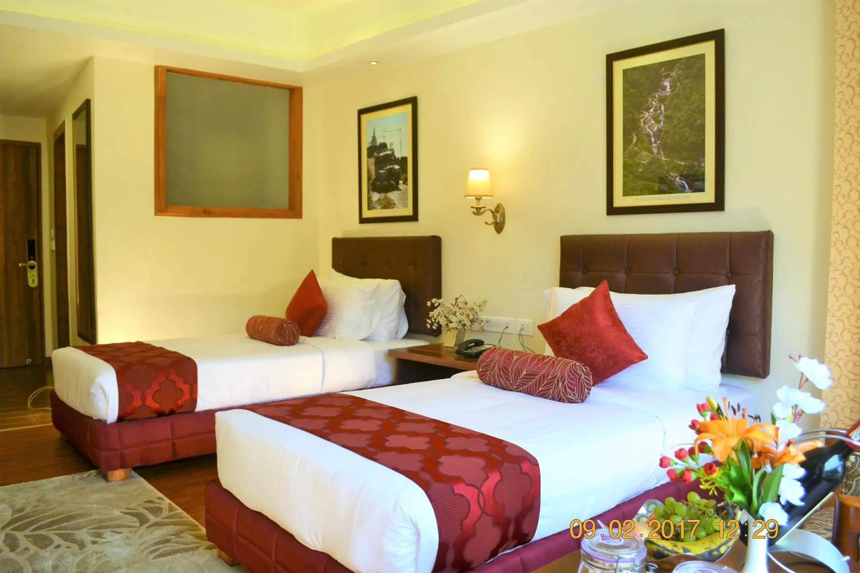 Bedroom, Bed in Crescent Resort, Darjeeling Bedroom, Bed in Crescent Resort, Darjeeling