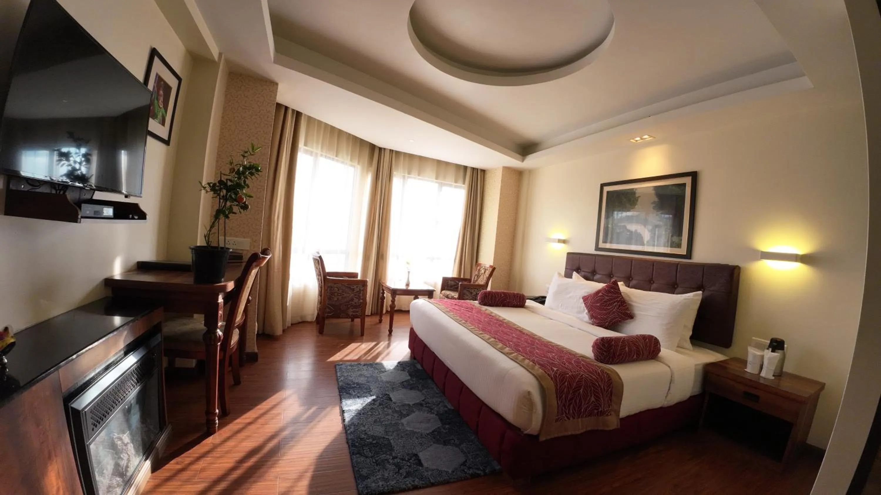 Photo of the whole room, Bed in Crescent Resort, Darjeeling