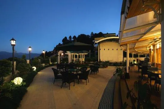 Crescent Resort, Darjeeling