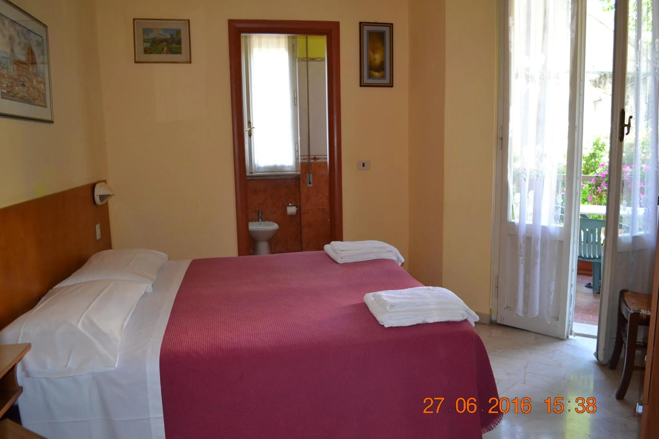 Day, Bed in Albergo Cinzia