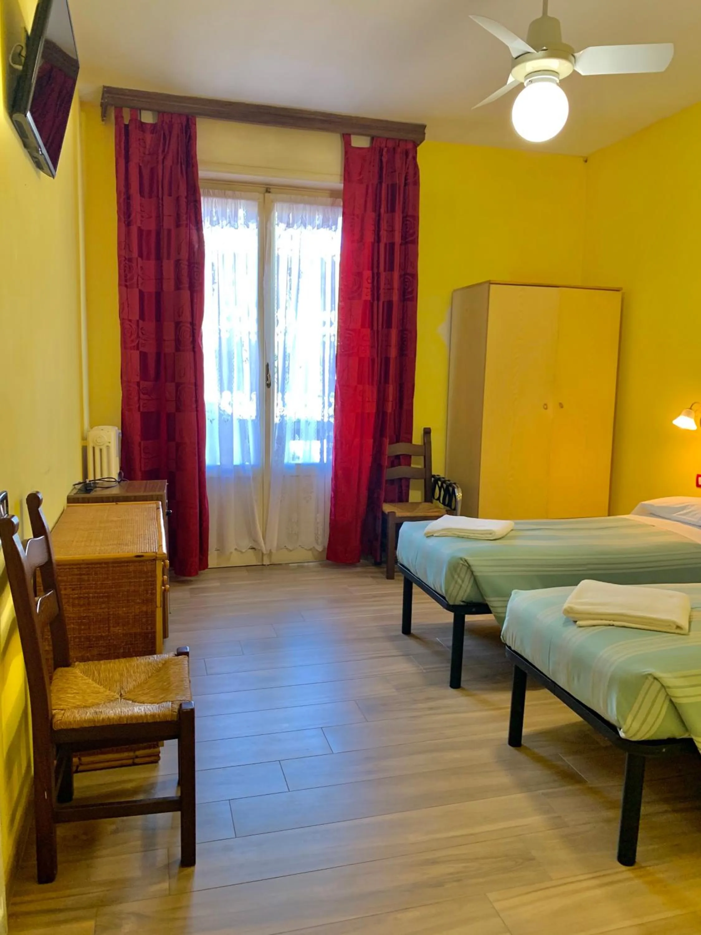 Bed in Albergo Cinzia