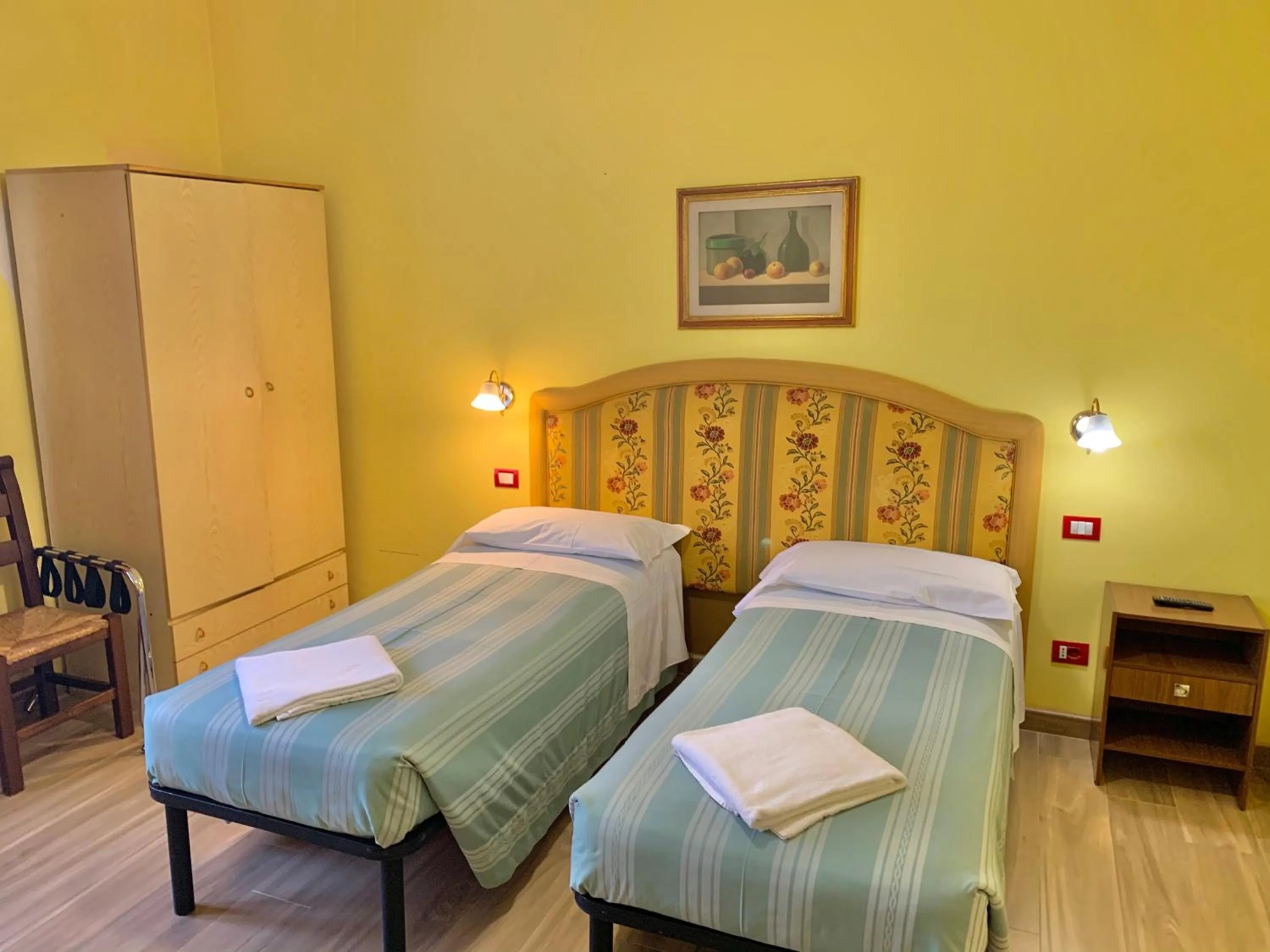 Bed in Albergo Cinzia