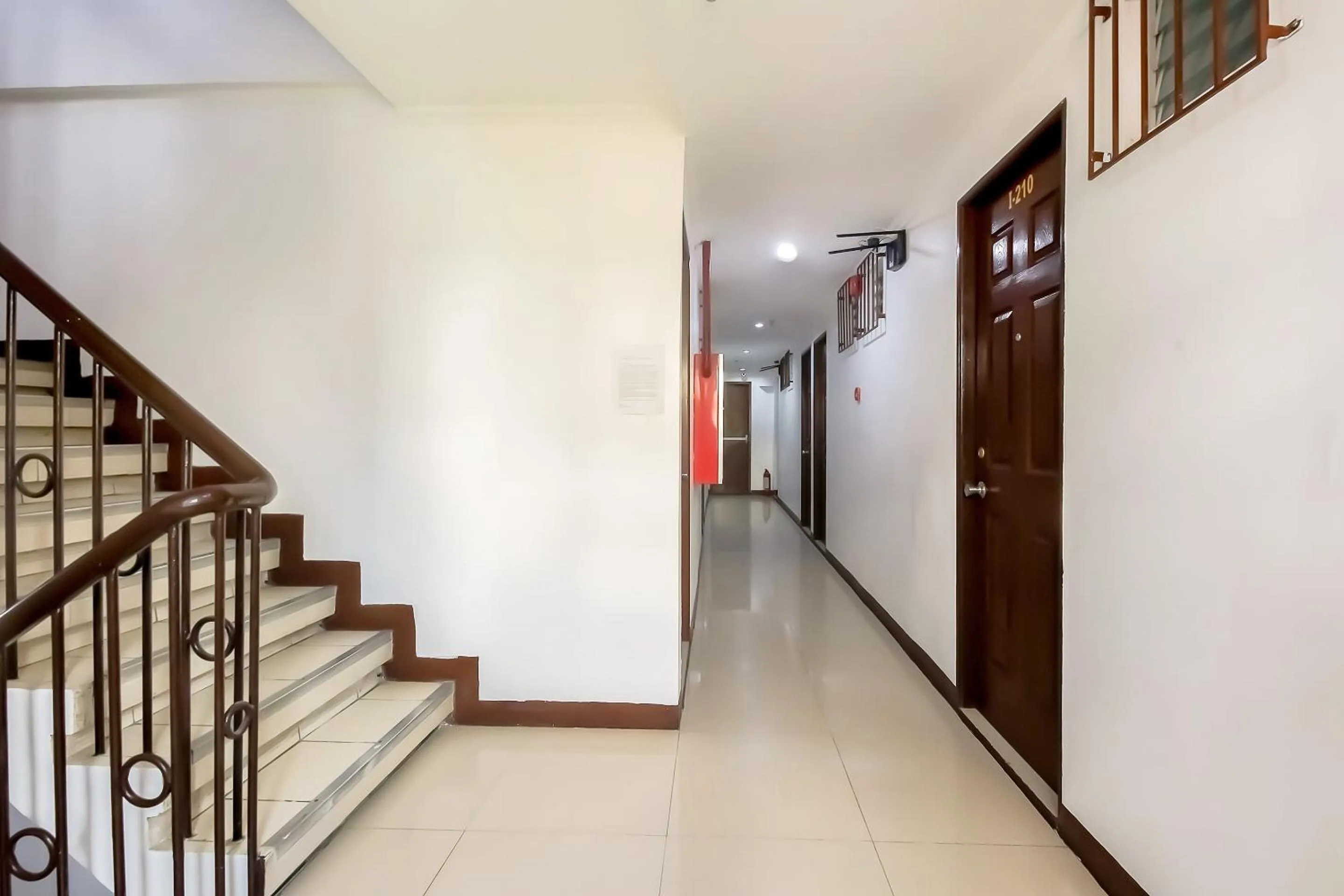 Lobby or reception in Super OYO 856 City Stay Inns Slex Makati