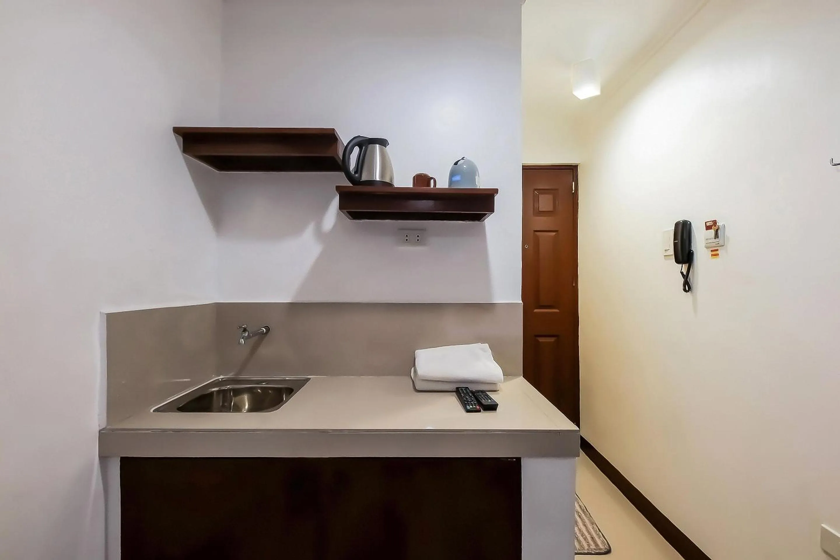 Bedroom in Super OYO 856 City Stay Inns Slex Makati