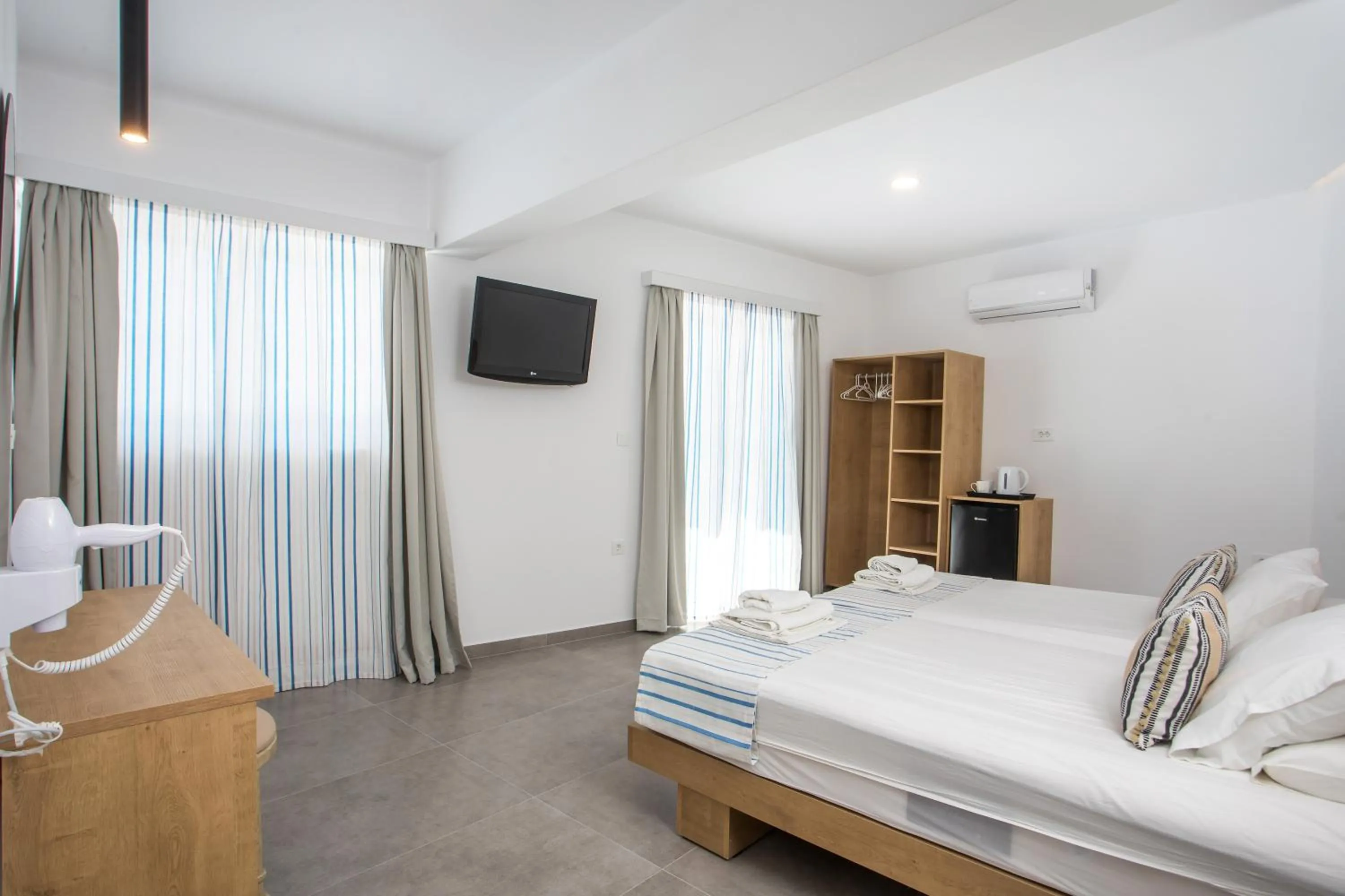 Photo of the whole room, Bed in Mando Living -Faliraki