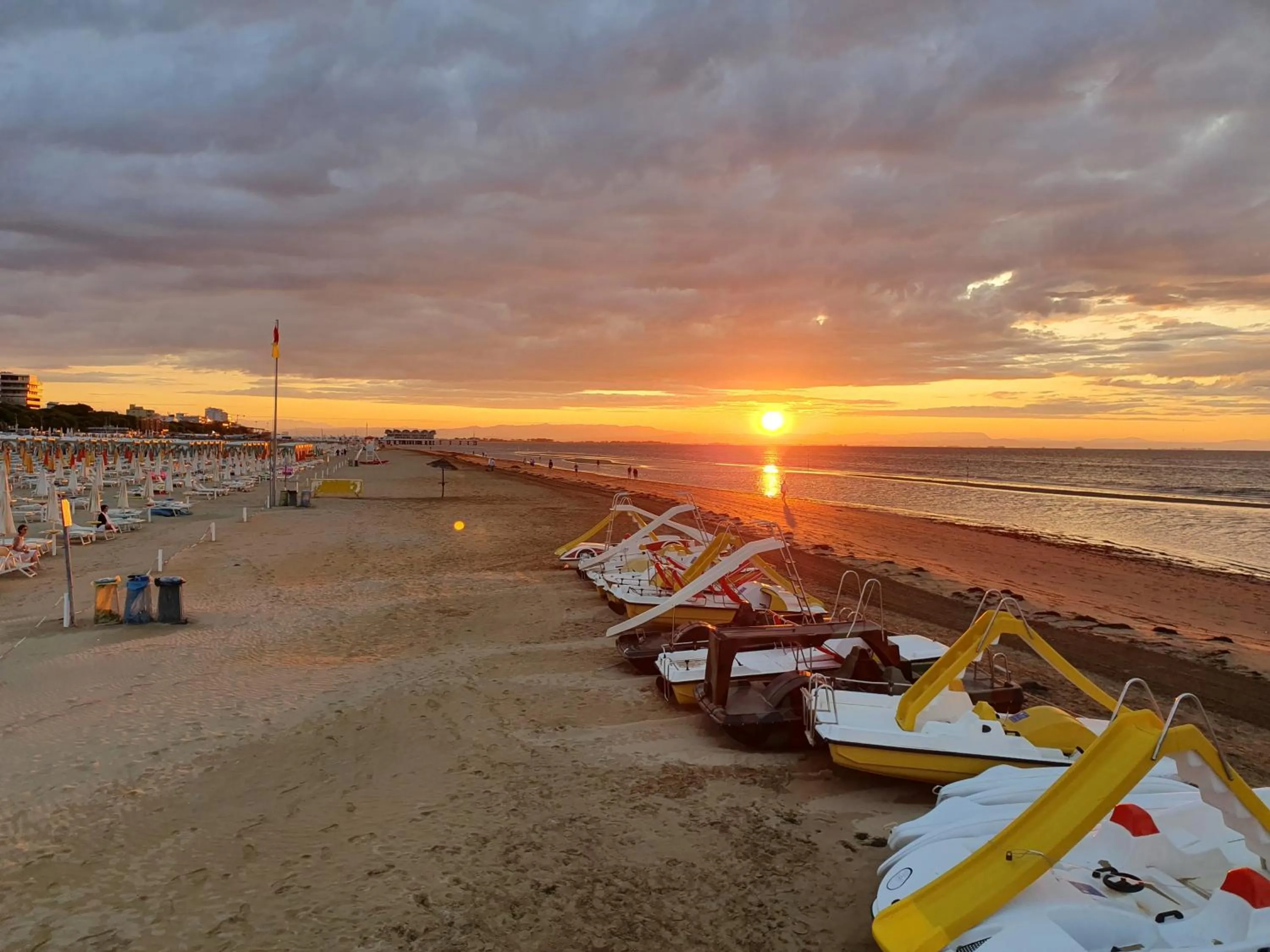 Beach in Appart-Hotel Holiday