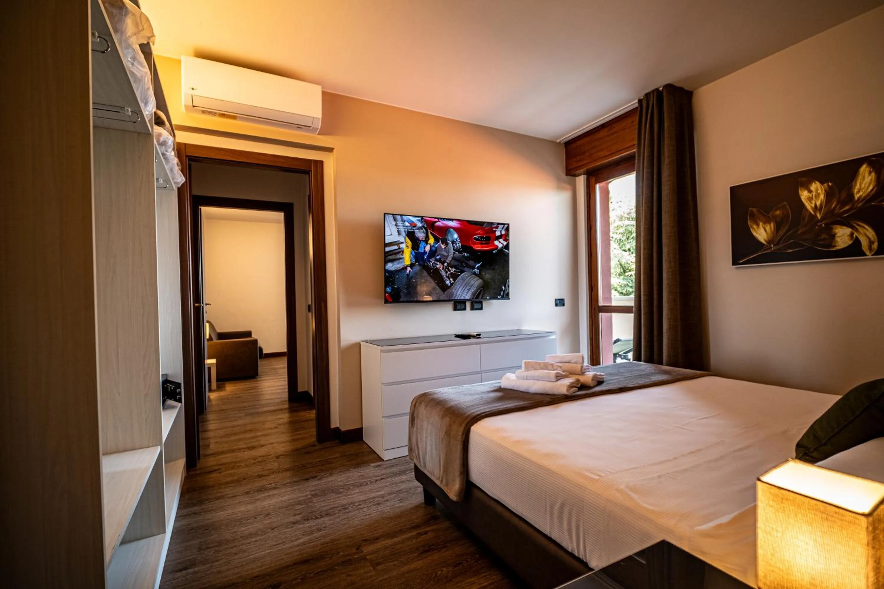 Bedroom, Bed in Hotel Gardenia Sirmione