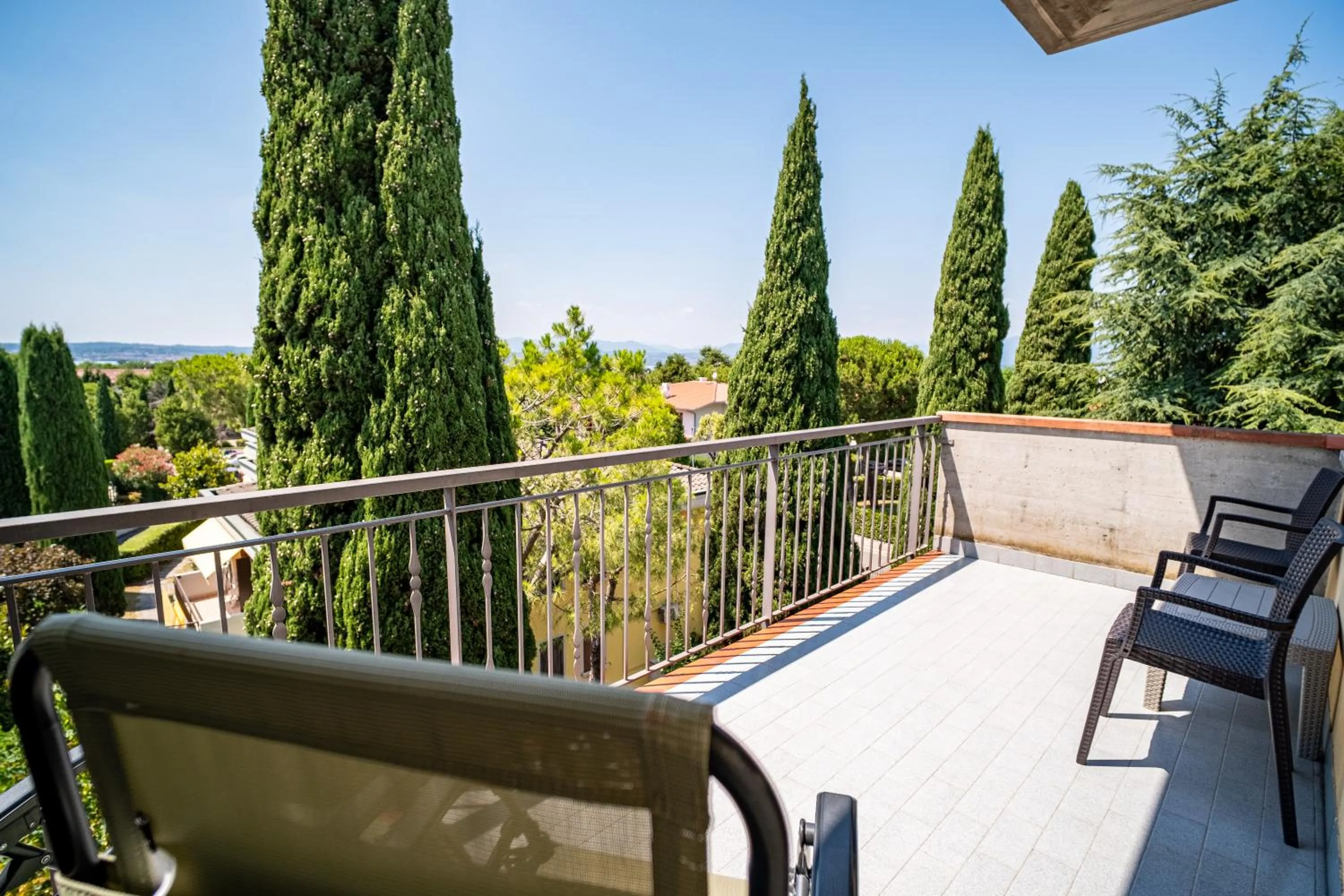 Balcony/Terrace in Hotel Gardenia Sirmione