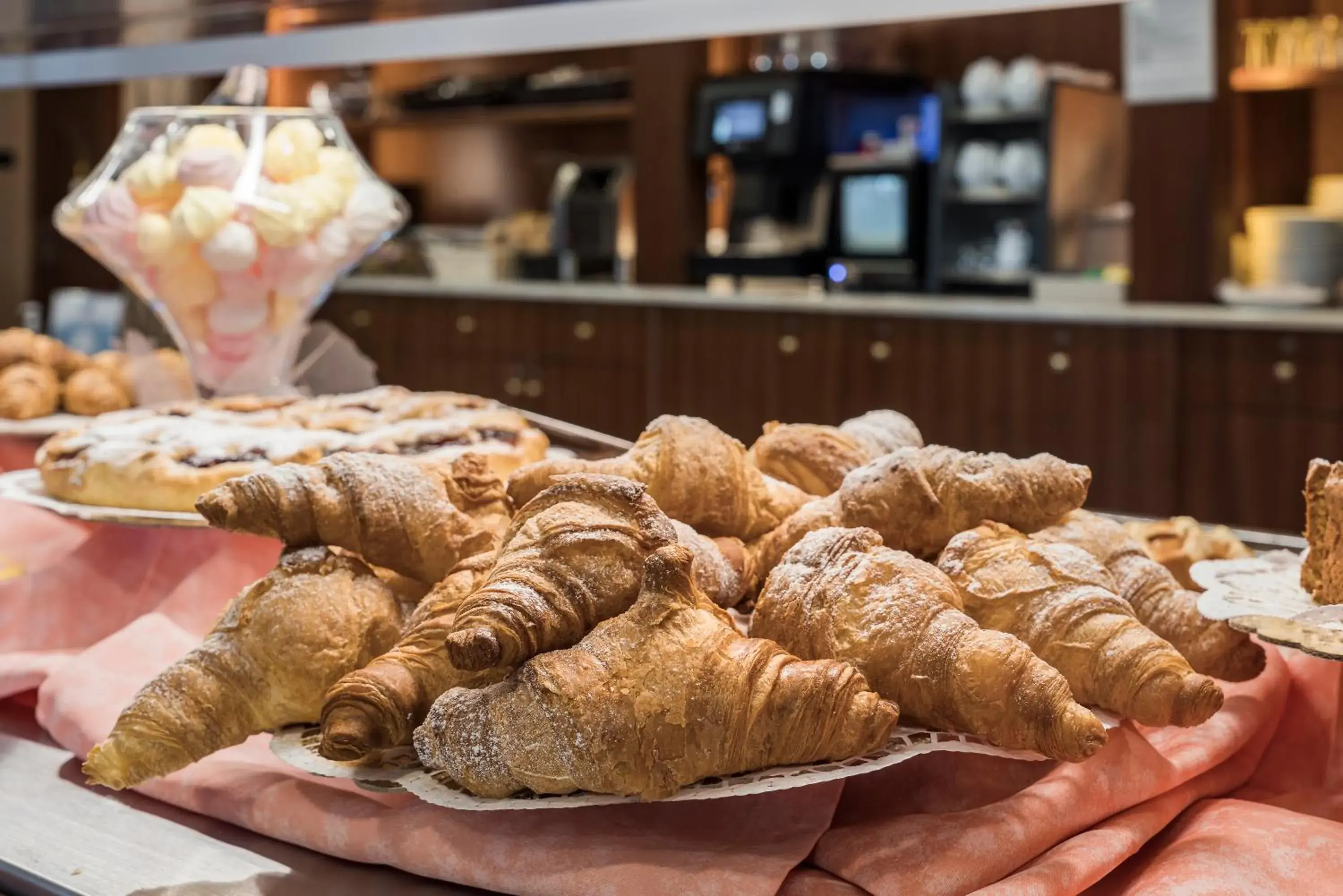 Breakfast in Hotel Gardenia Sirmione Breakfast in Hotel Gardenia Sirmione