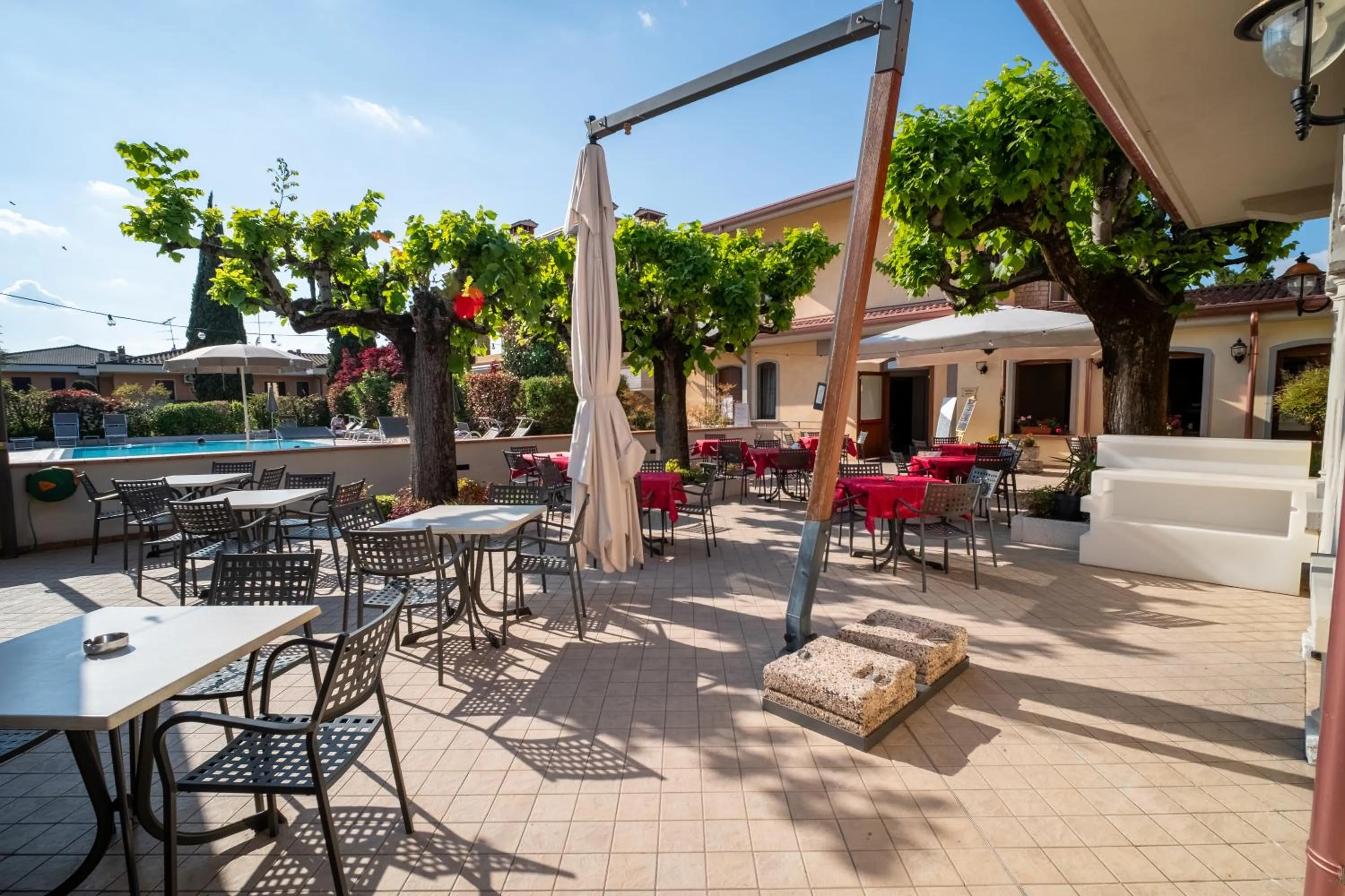 Balcony/Terrace in Hotel Gardenia Sirmione