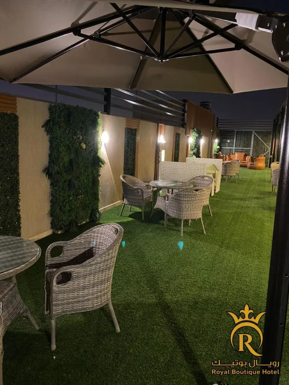 Lounge or bar in Royal Boutique Hotel Lounge or bar in Royal Boutique Hotel