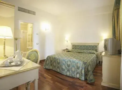 Bed in Villa Crispi Bed in Villa Crispi