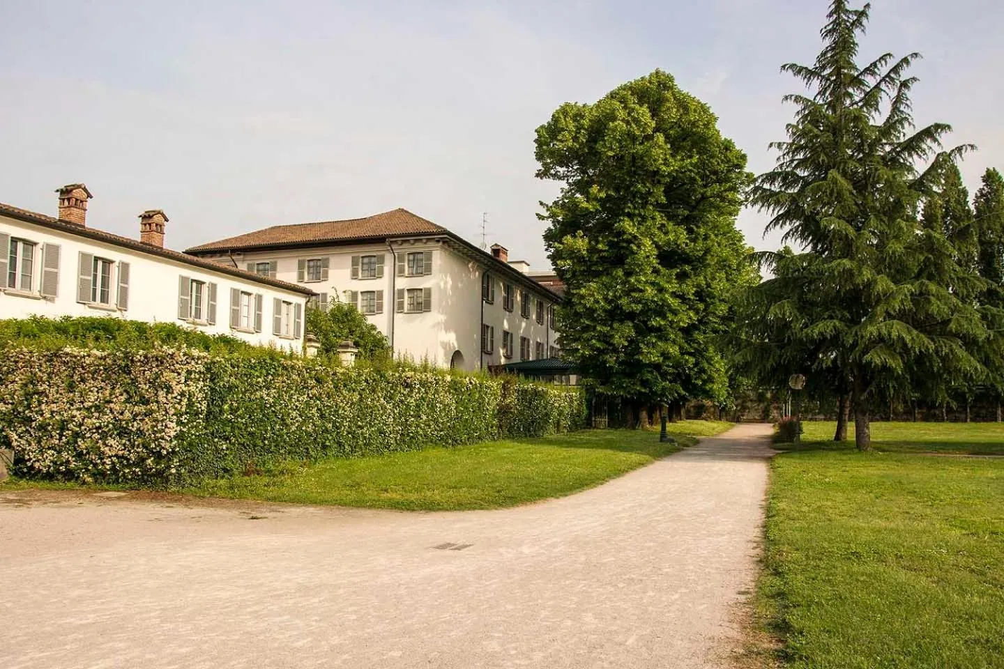 Property building in Hotel Parco Borromeo - Monza Brianza