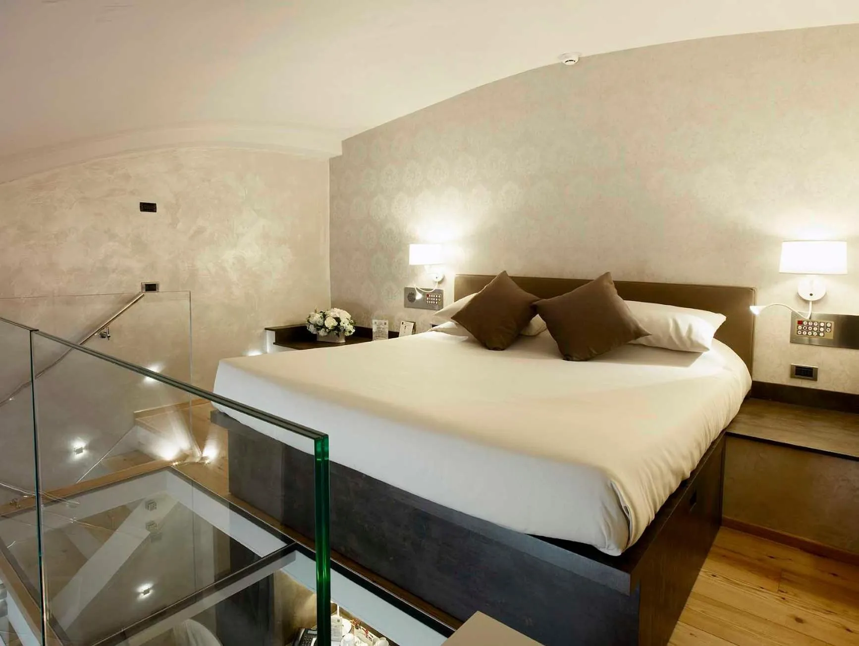 Bed in Hotel Parco Borromeo - Monza Brianza