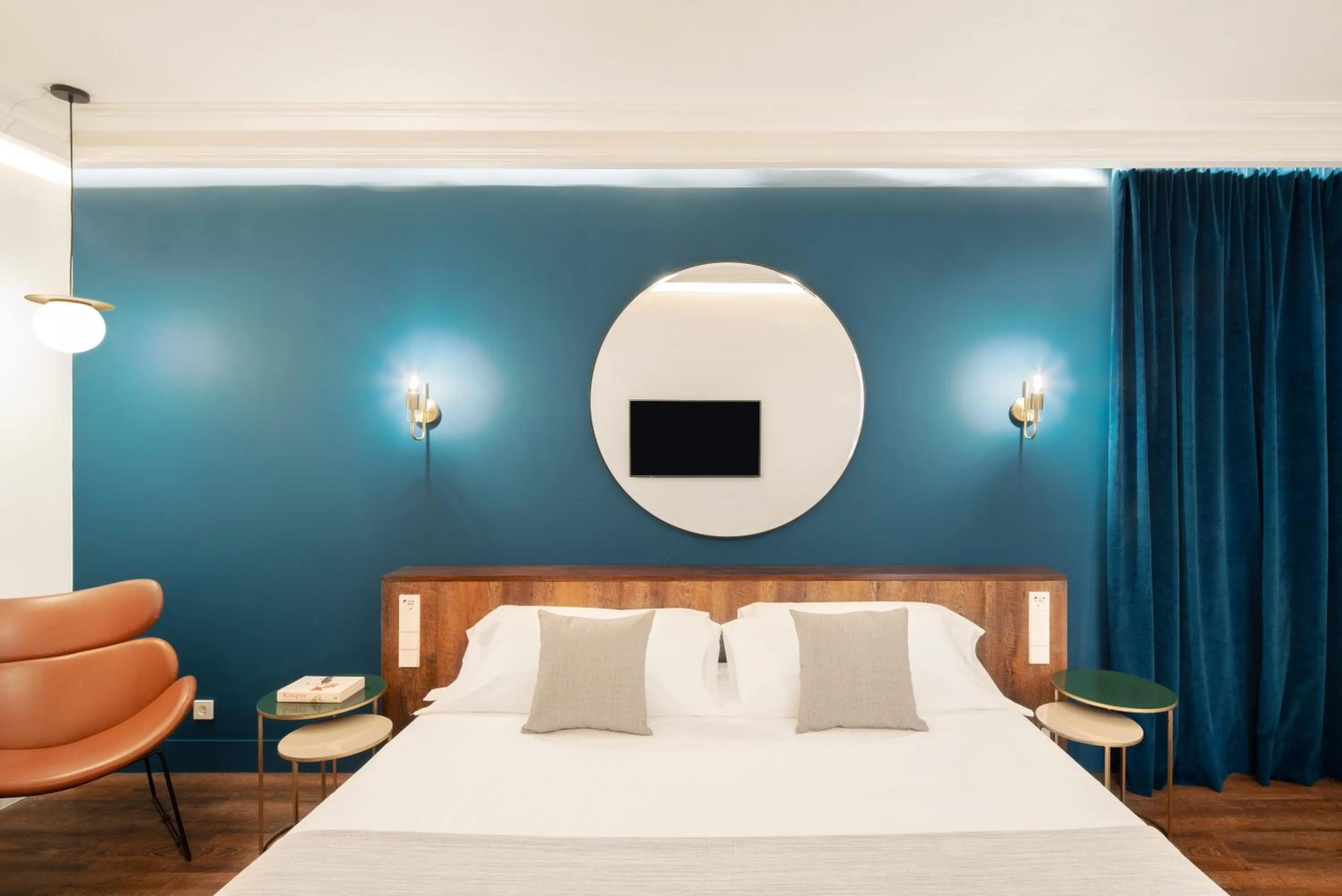 Bed in H Regas Adults Only