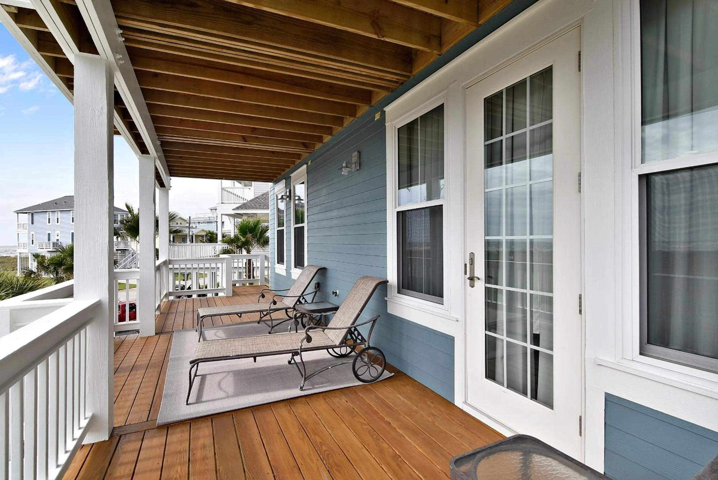 Property building in Wine Down