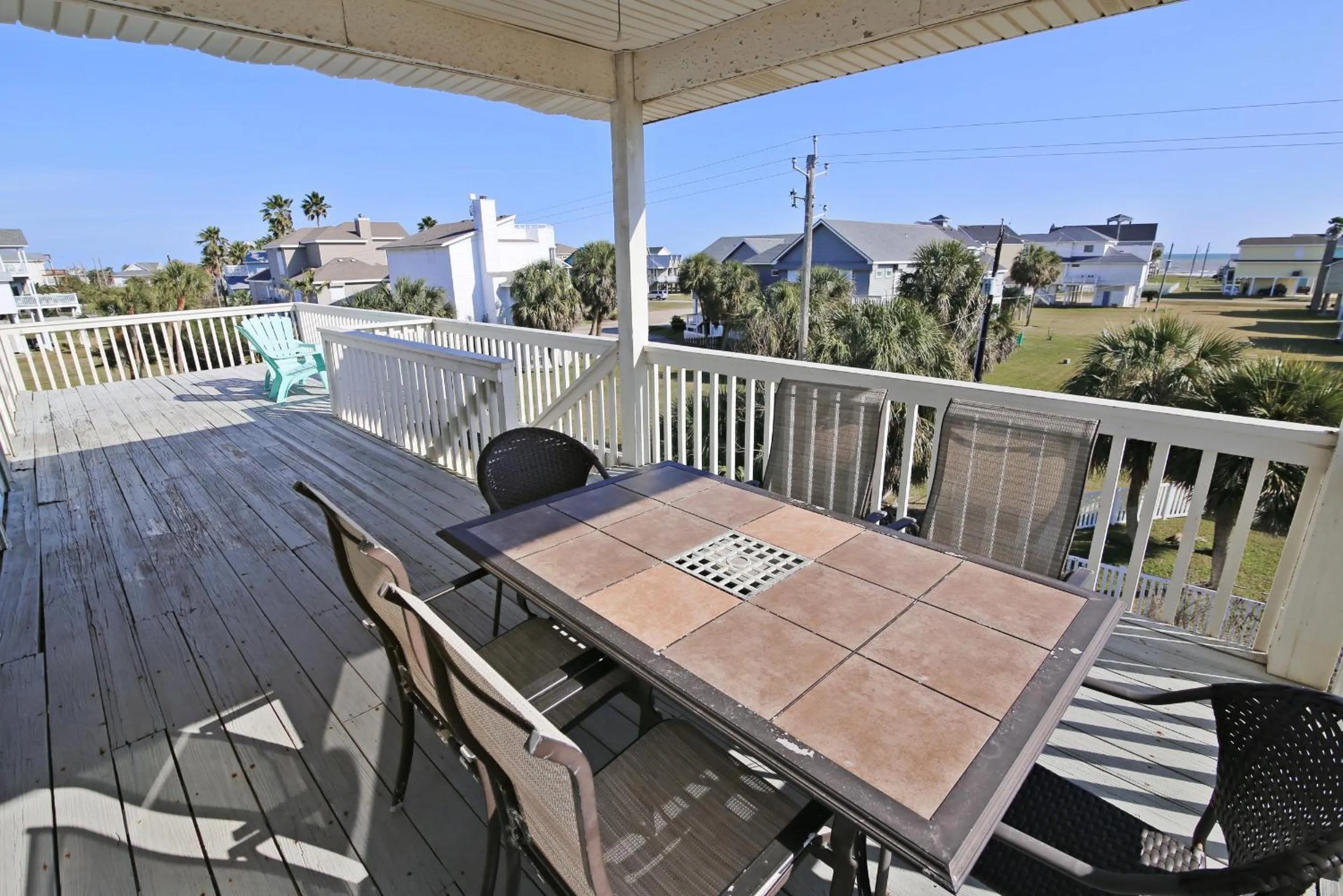 Balcony/Terrace in Mutiny on the Bounty