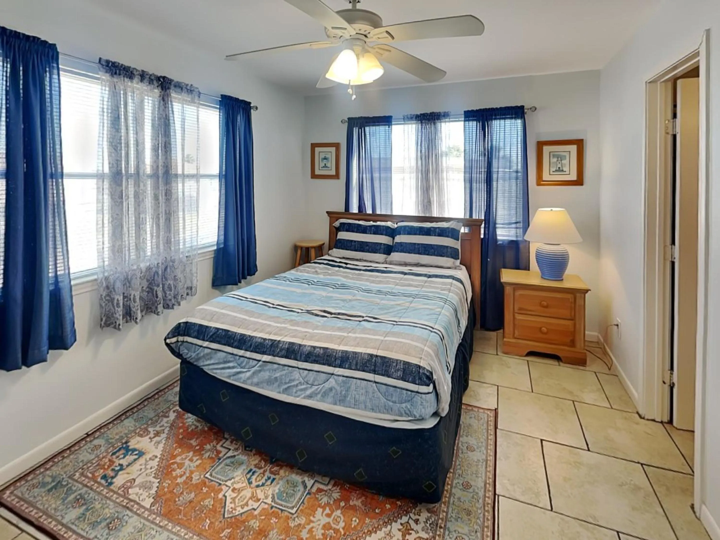 Bed in Catch of the Day