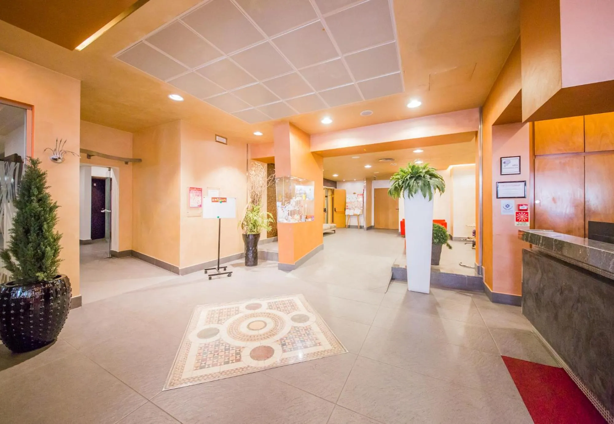 Lobby or reception in Albergo Athenaeum