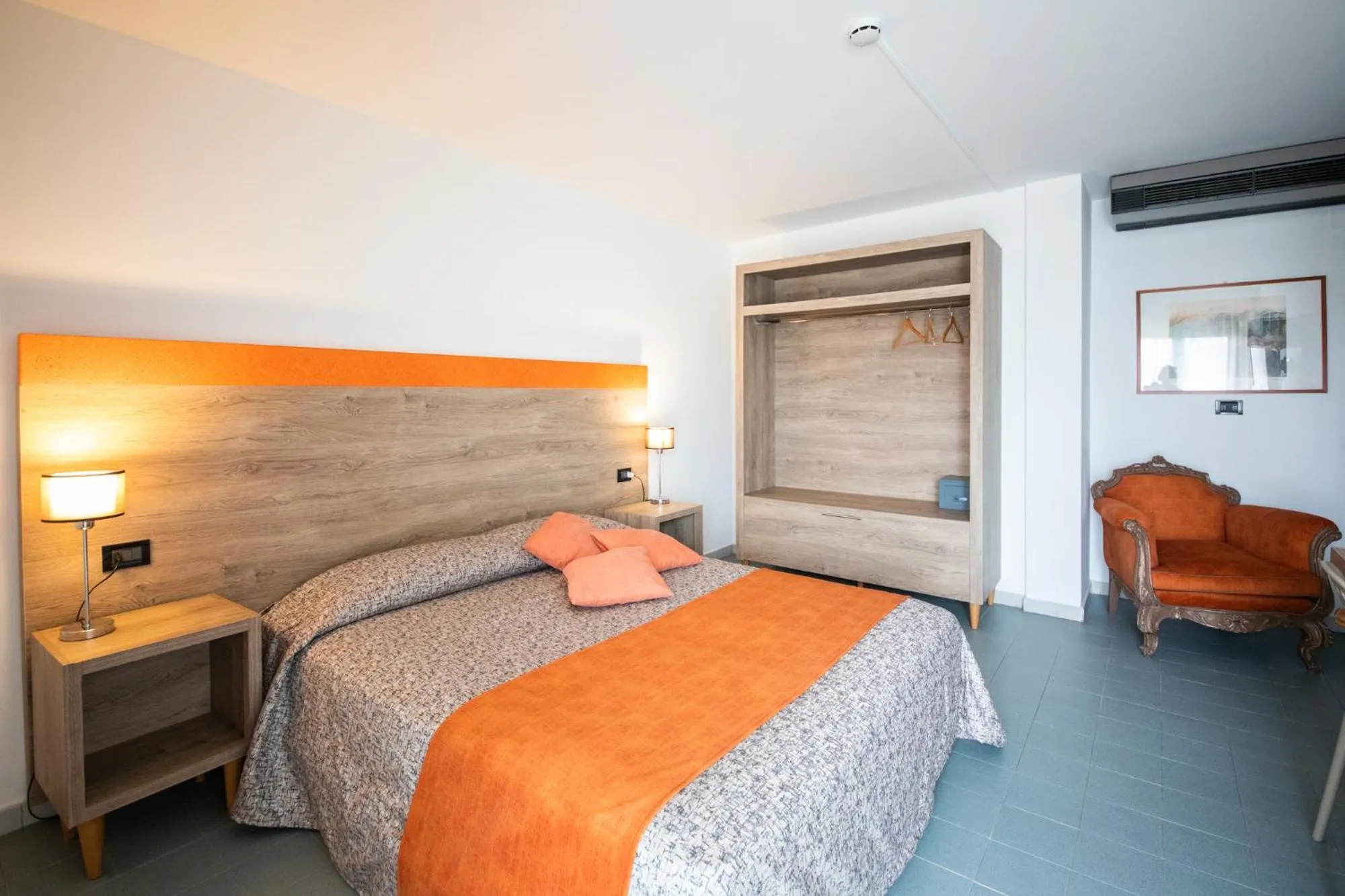 Bed in Albergo Athenaeum