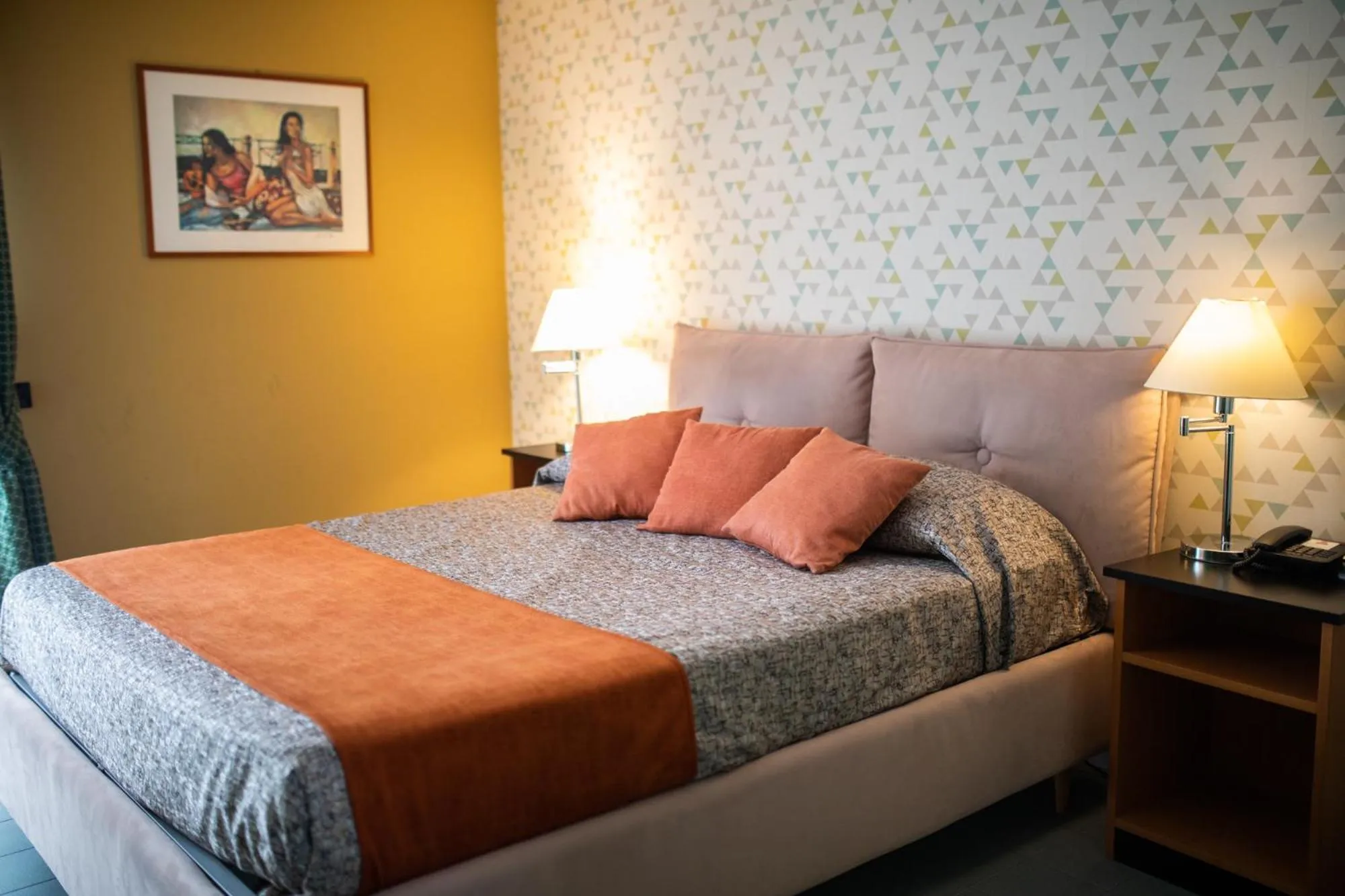 Bed in Albergo Athenaeum