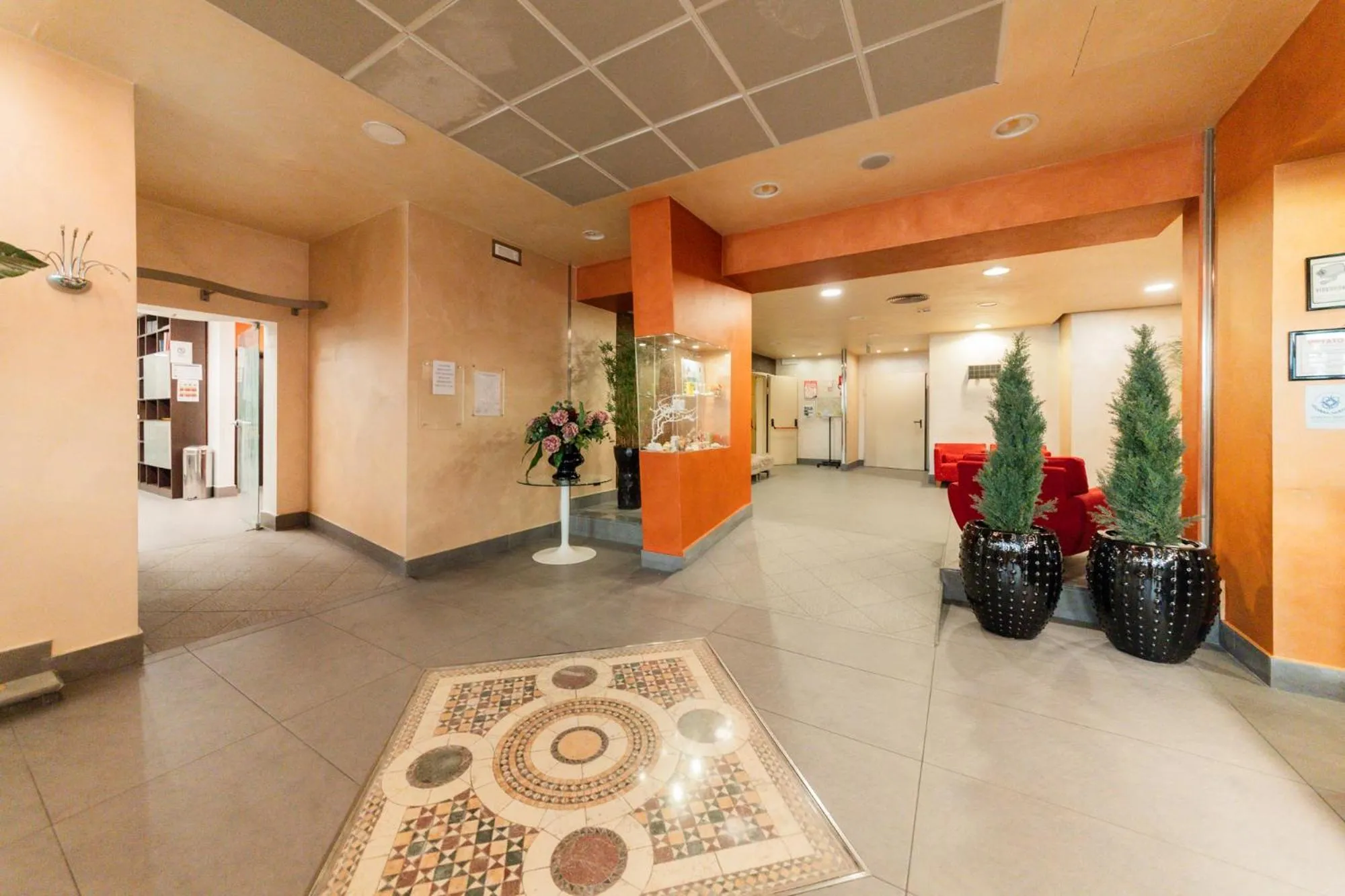 Lobby or reception in Albergo Athenaeum