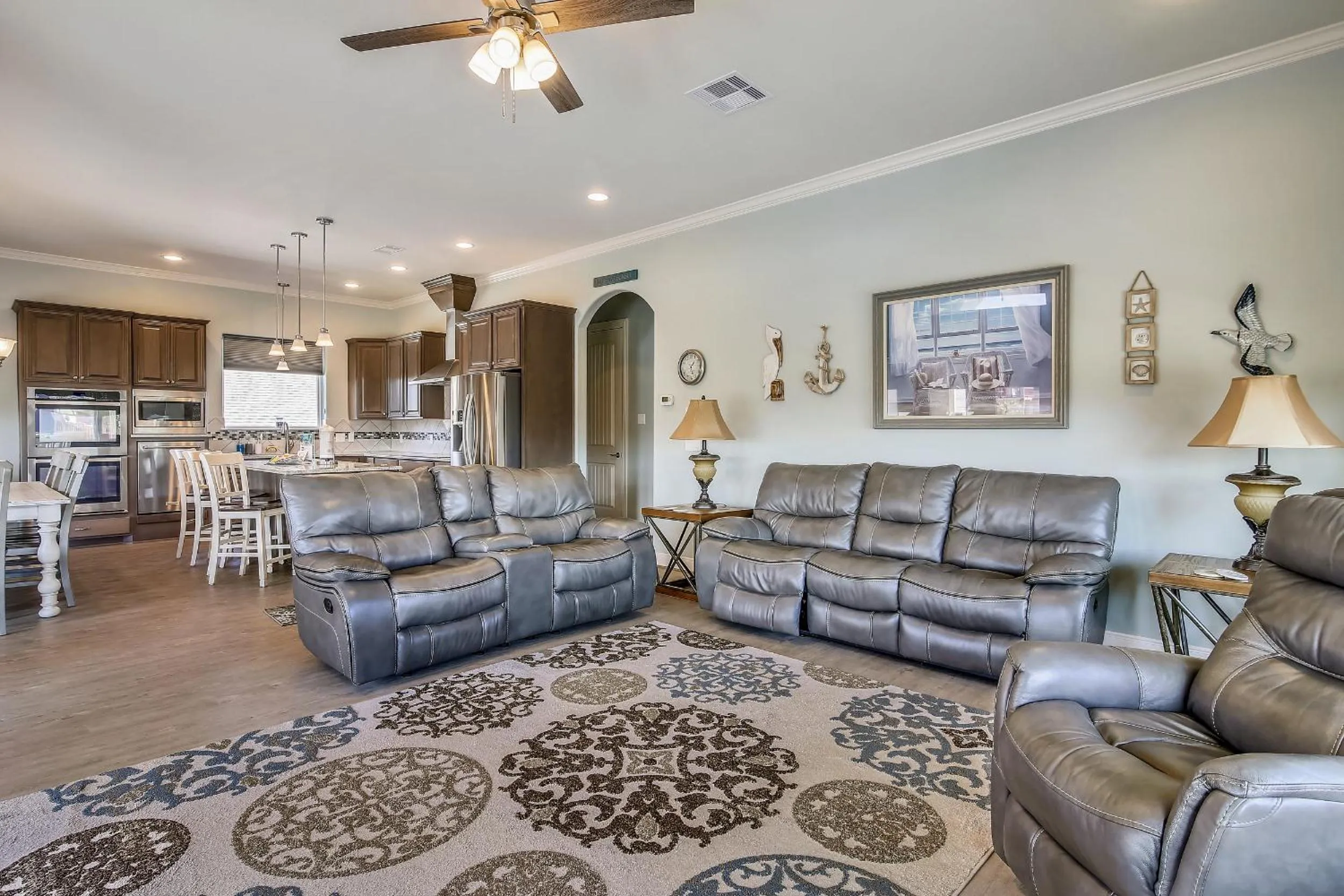 Living room in Sandpiper Treasure