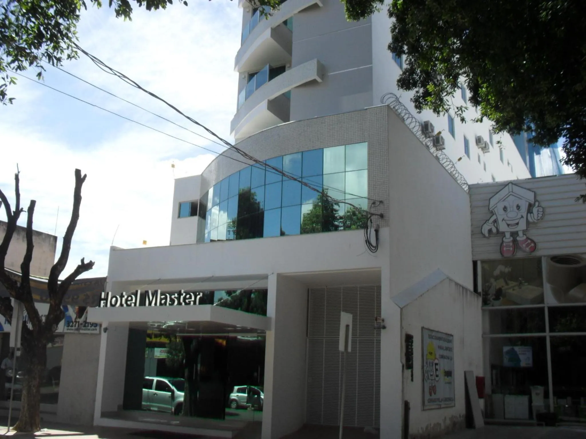 Facade/entrance in Hotel Master