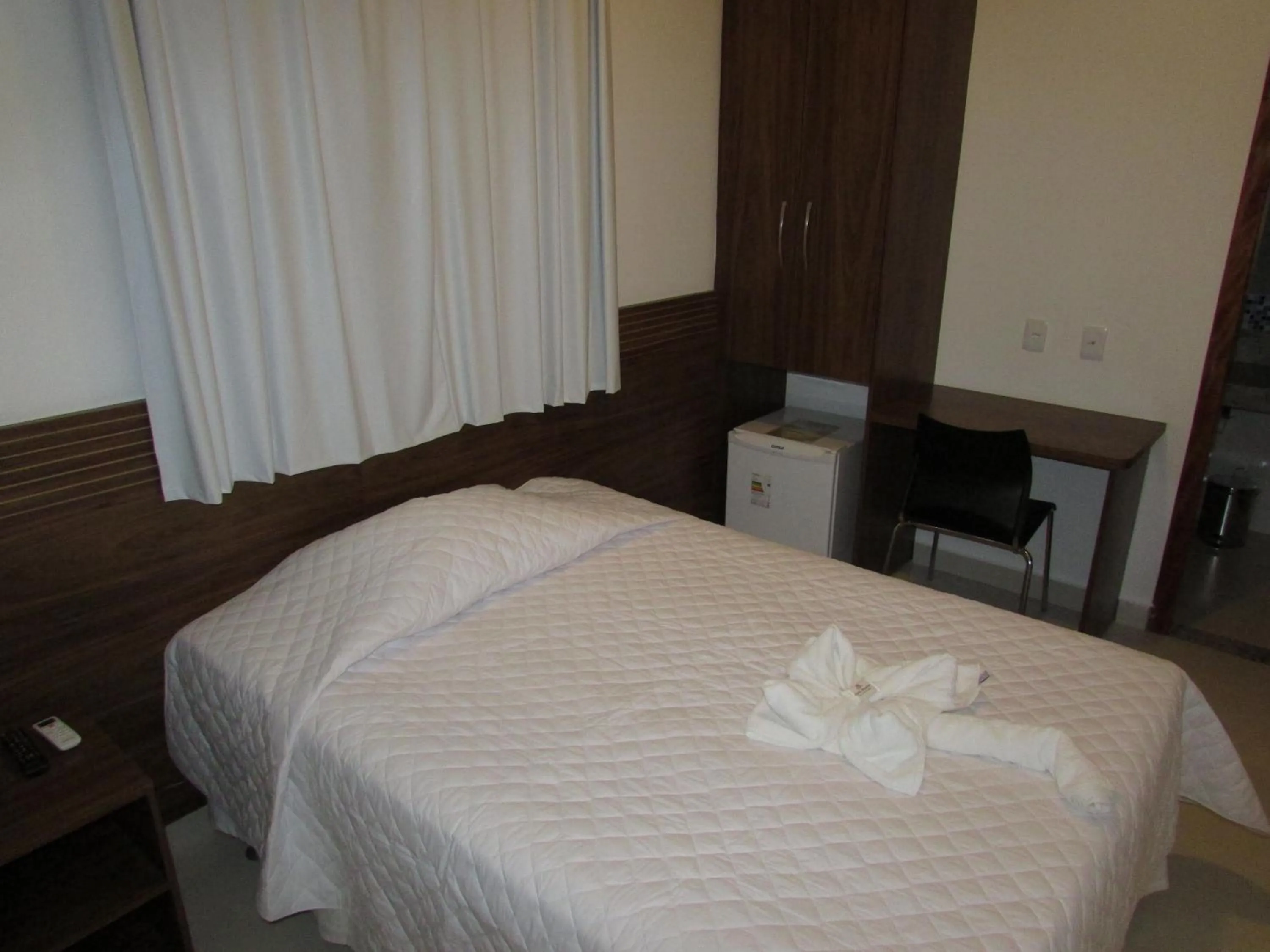 Photo of the whole room, Bed in Hotel Master