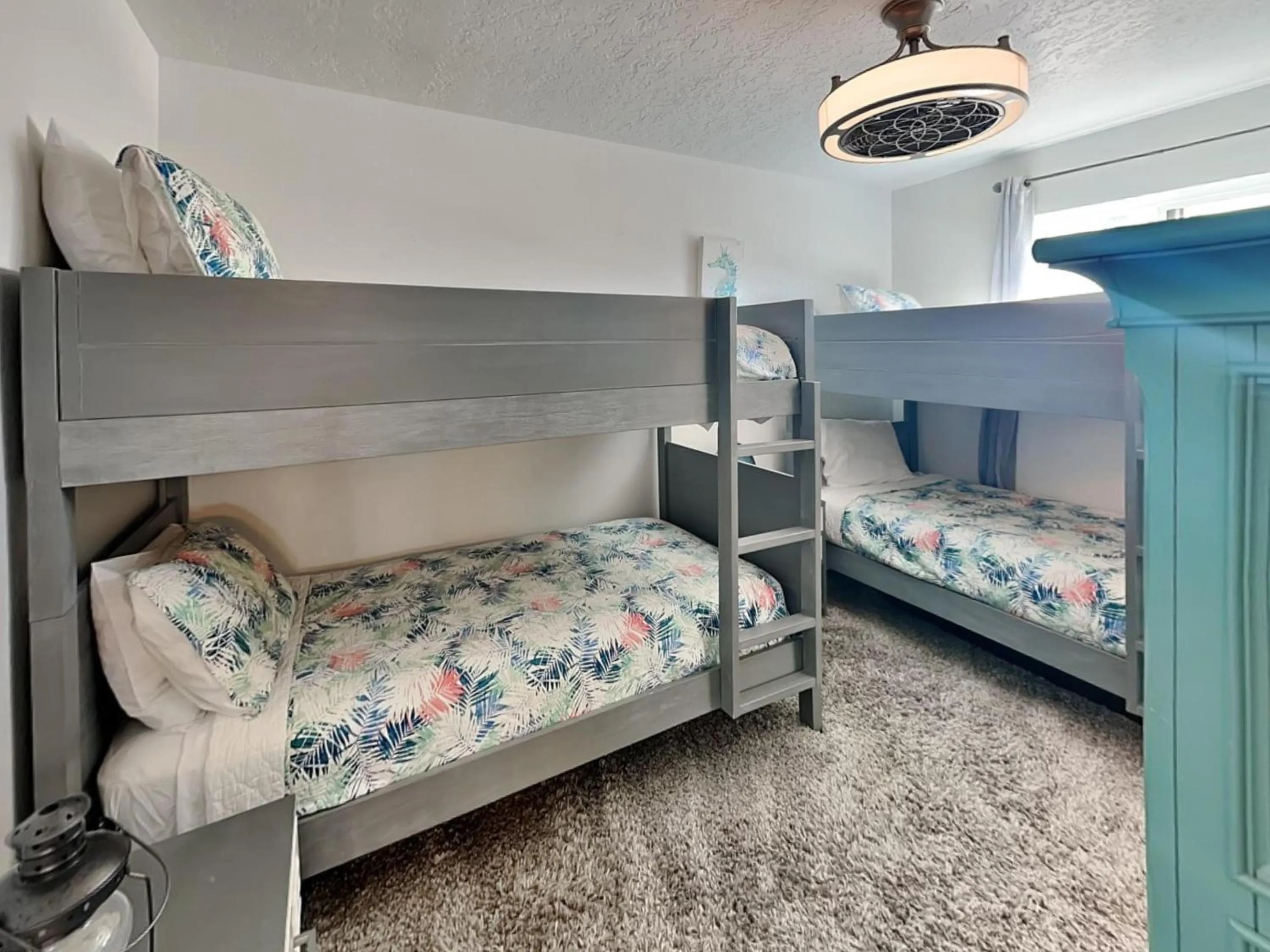 Property building, Bed in Reel Me In - As Seen on TV