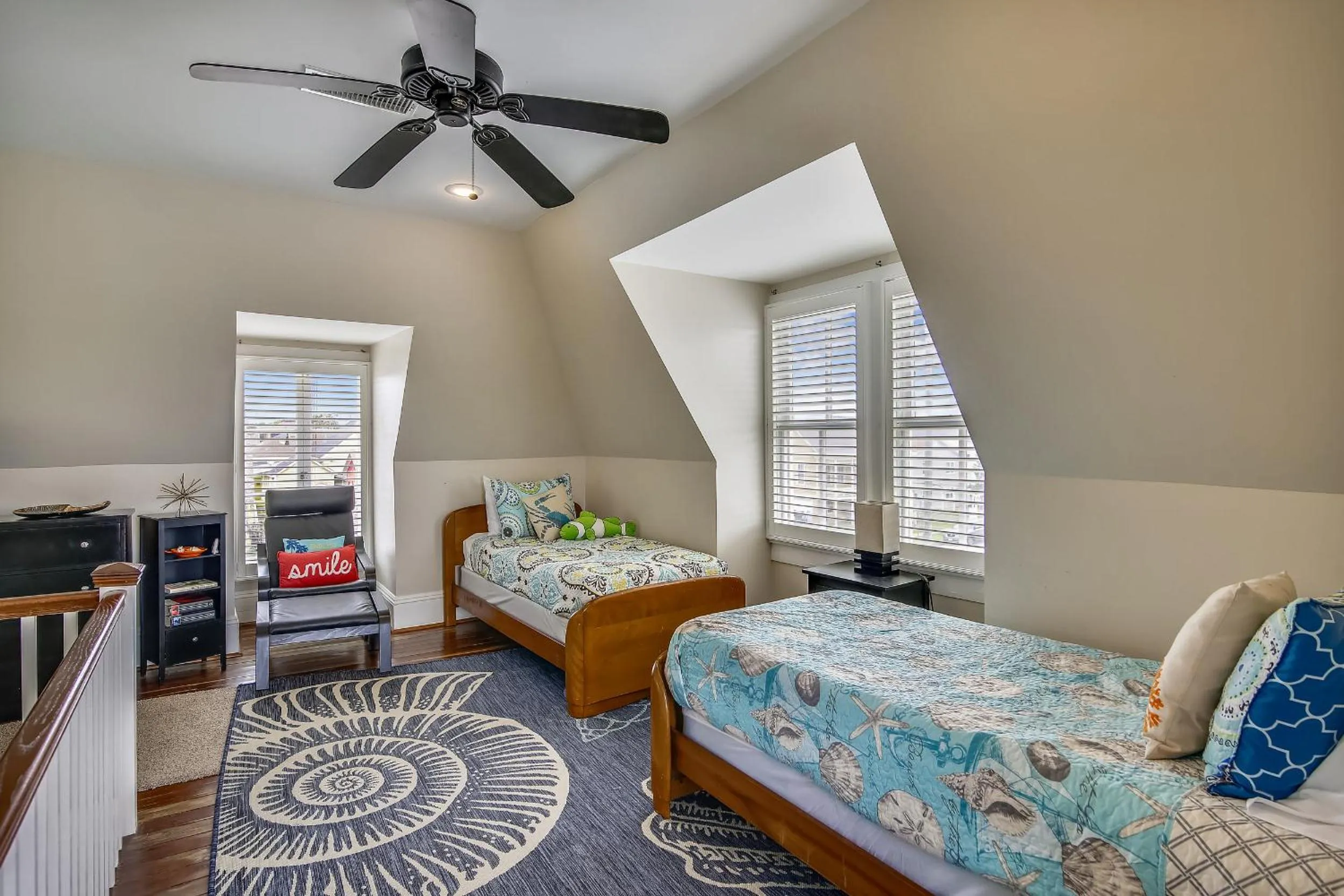 Property building, Bed in AbFab Seaside Cottage