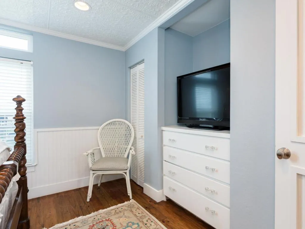 Property building in Once Upon a Tide