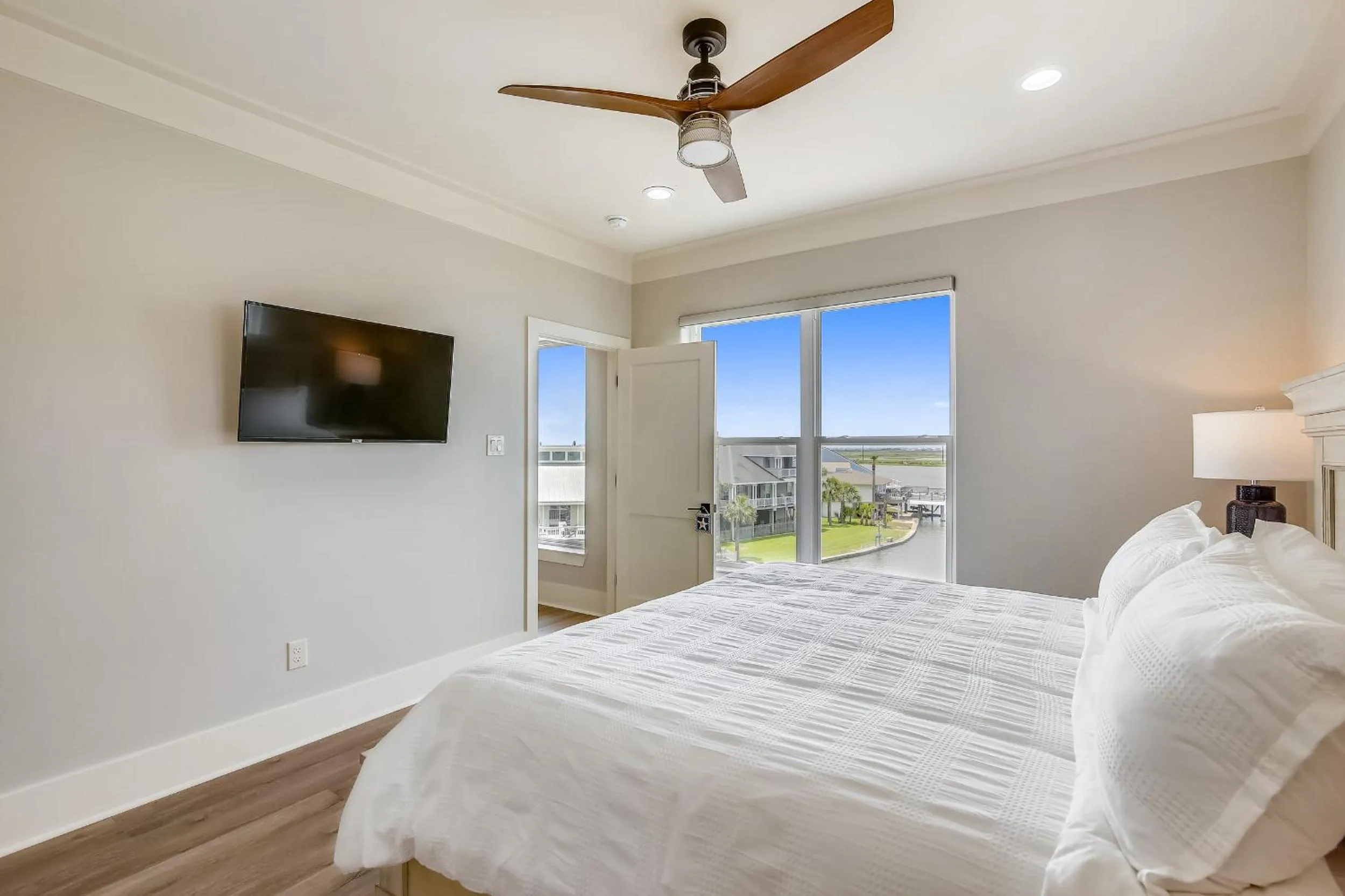 Bed in The Good Life