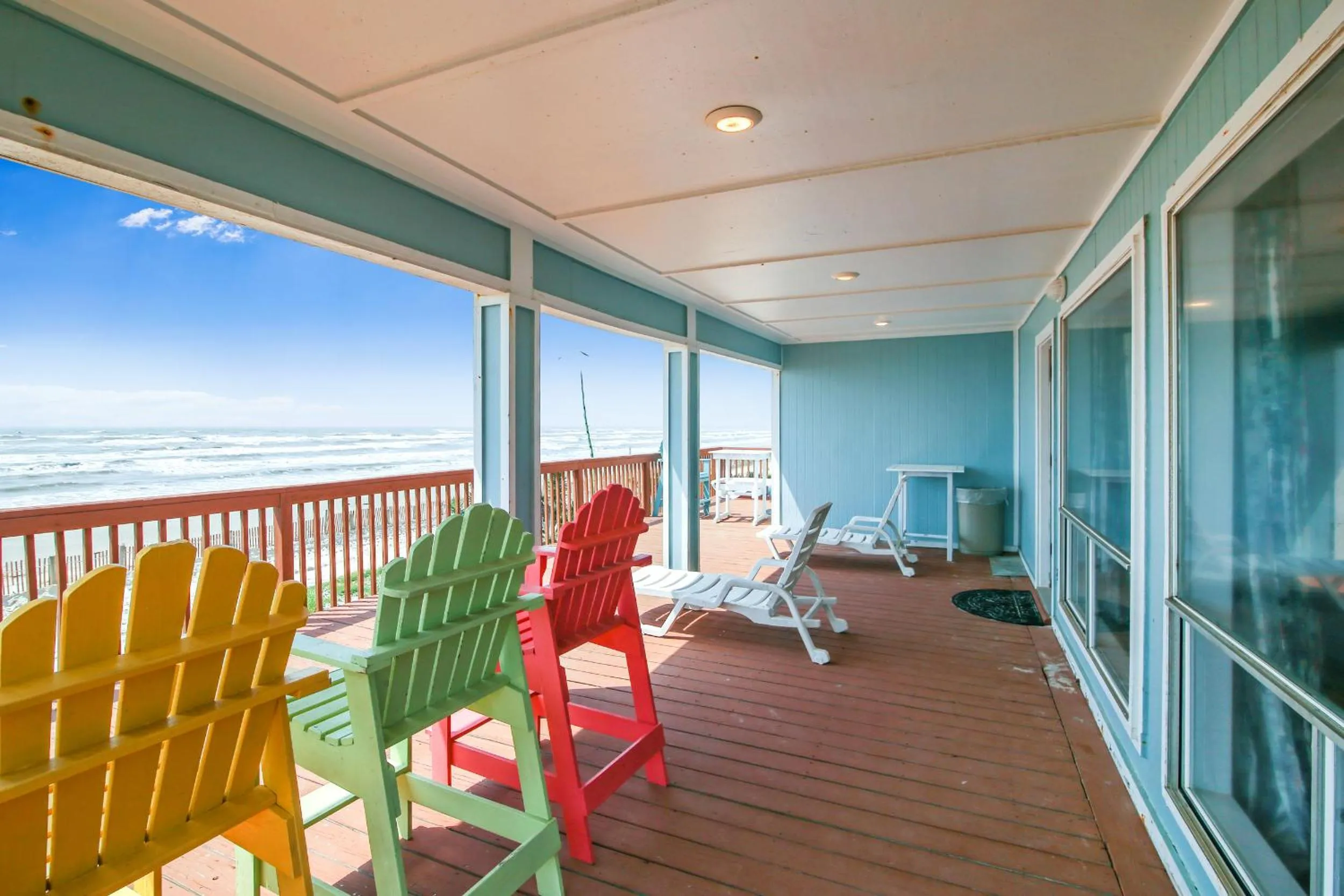 Property building in Bermuda Beachfront