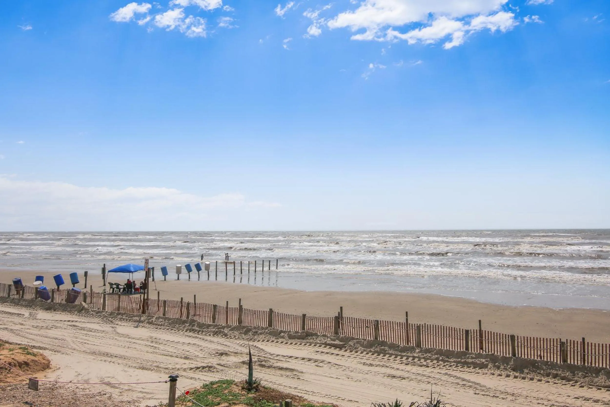 Beach in Bermuda Beachfront