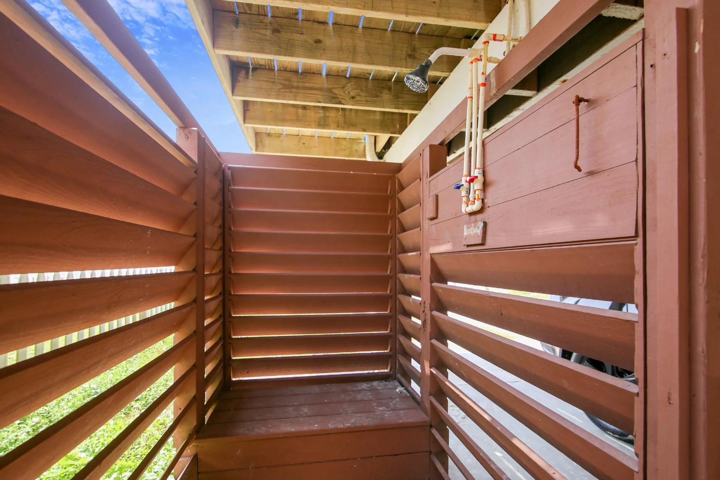 Property building in Bermuda Beachfront