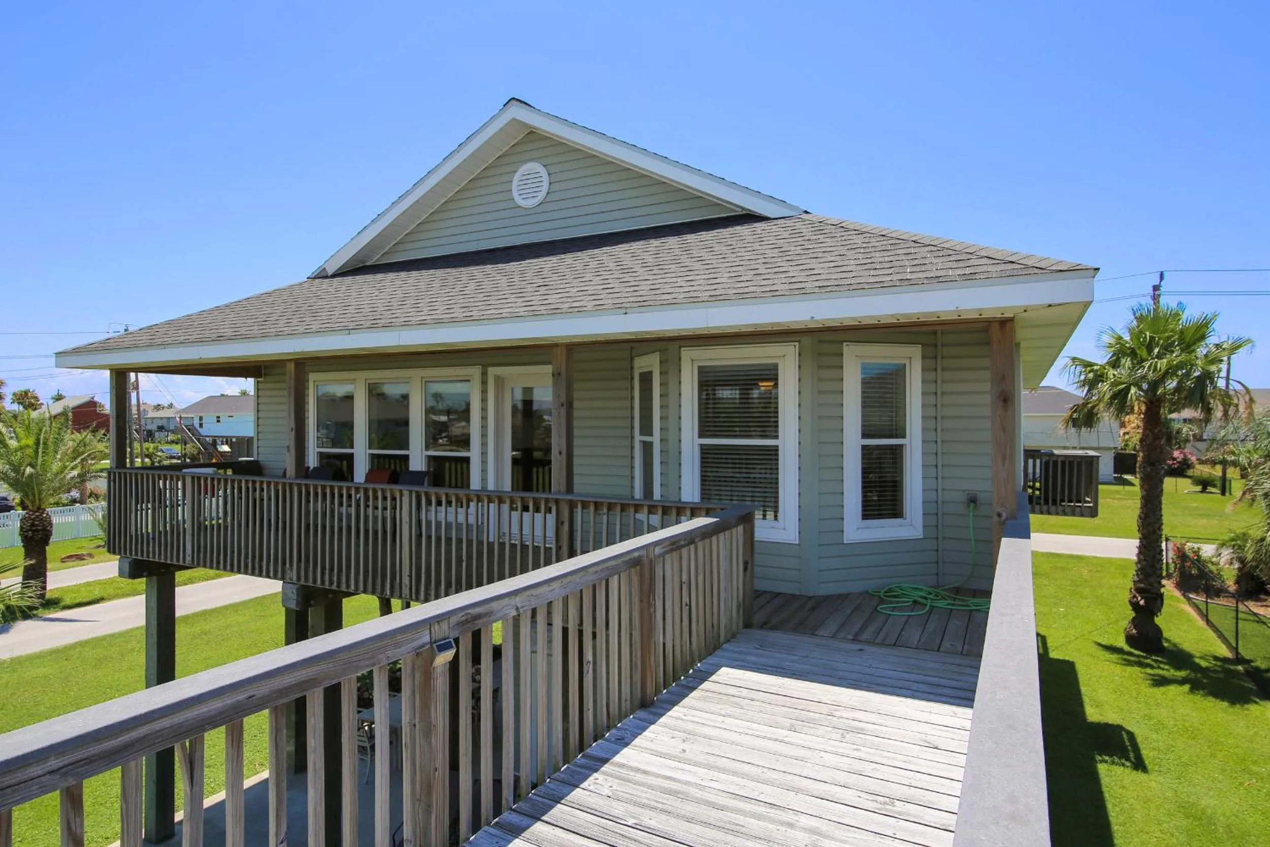 Property building in Accompanied By The Sea