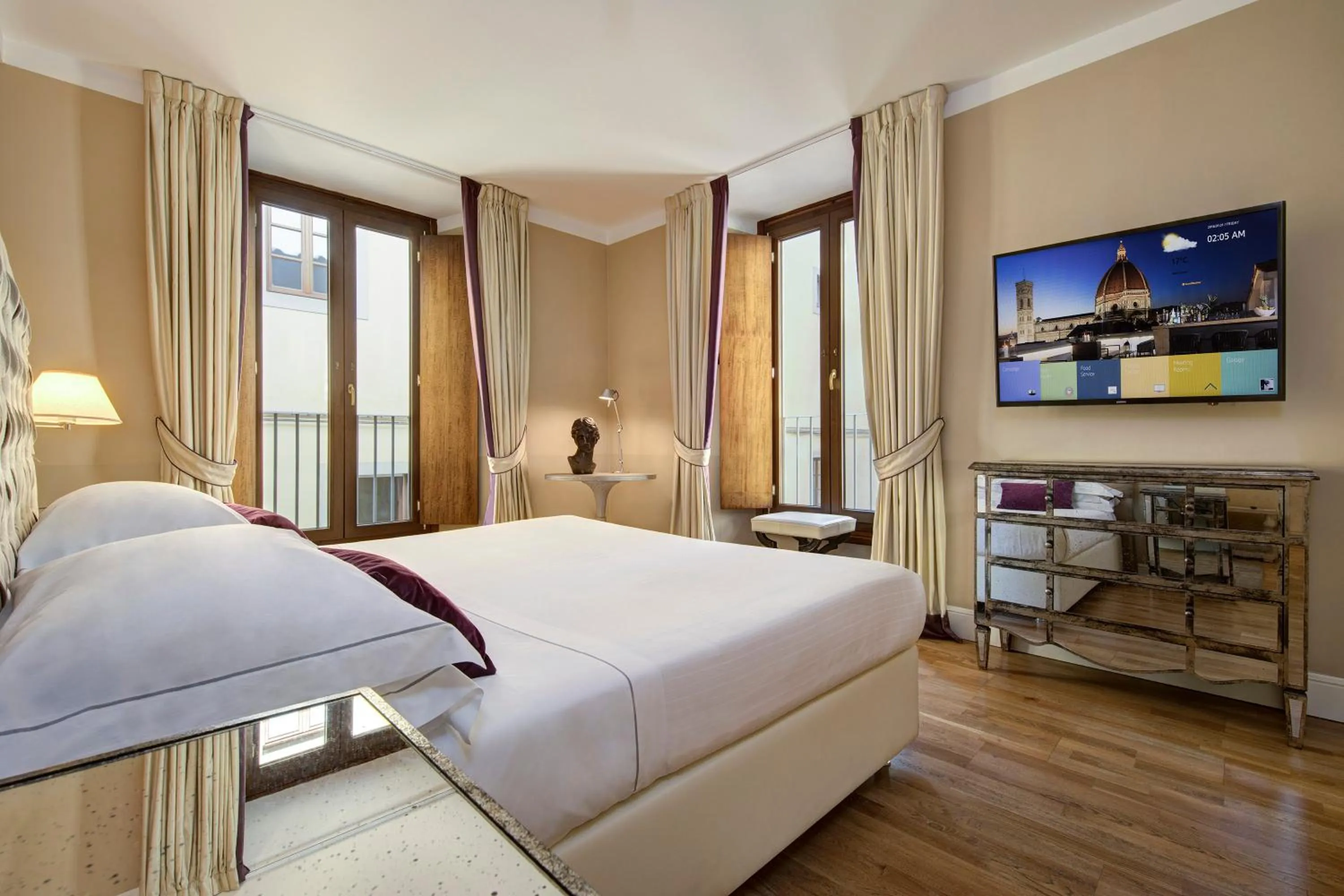 Photo of the whole room, Bed in Grand Hotel Cavour
