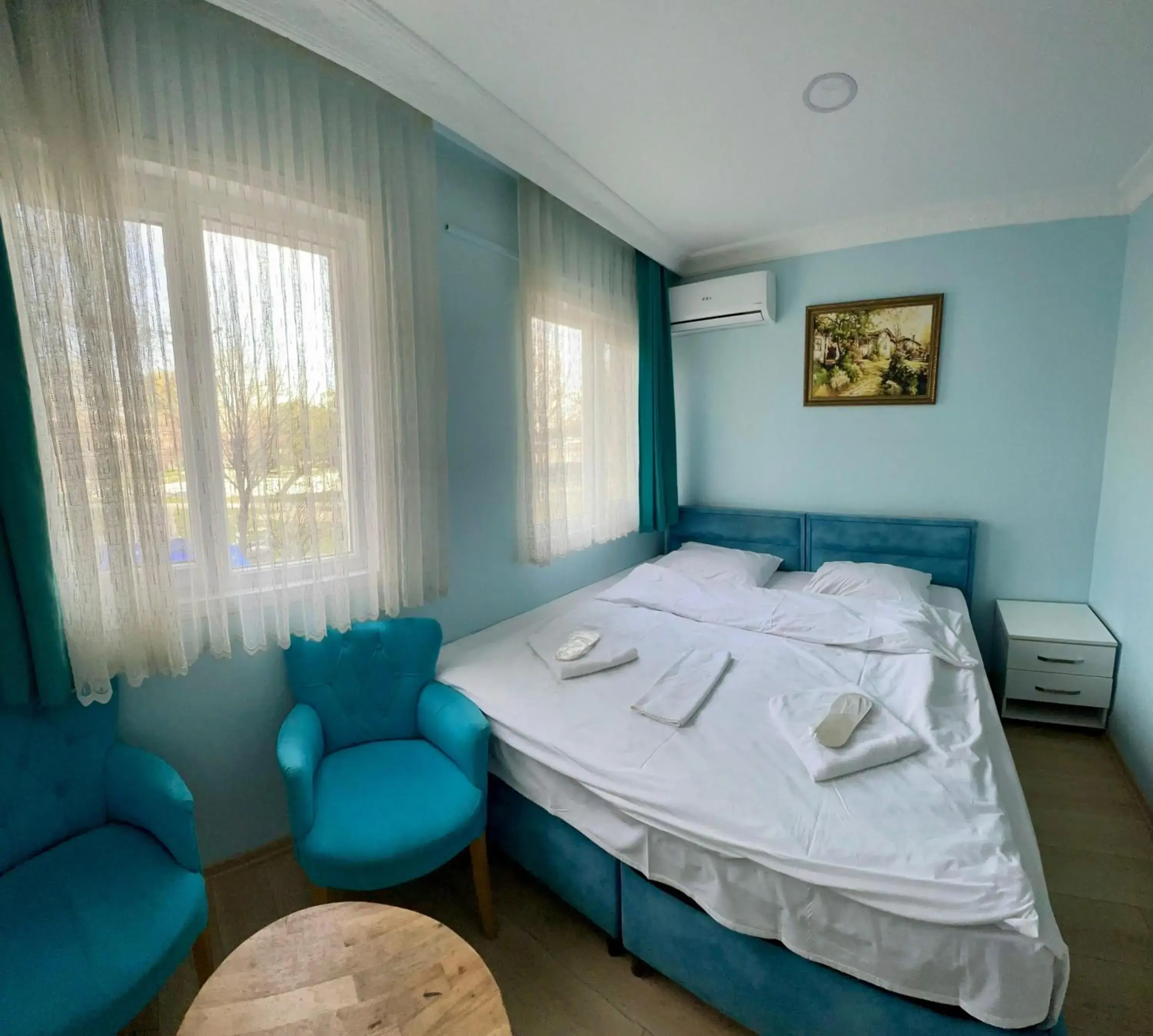 Bed in AVRASYAQUEEN HOTEL Bed in AVRASYAQUEEN HOTEL