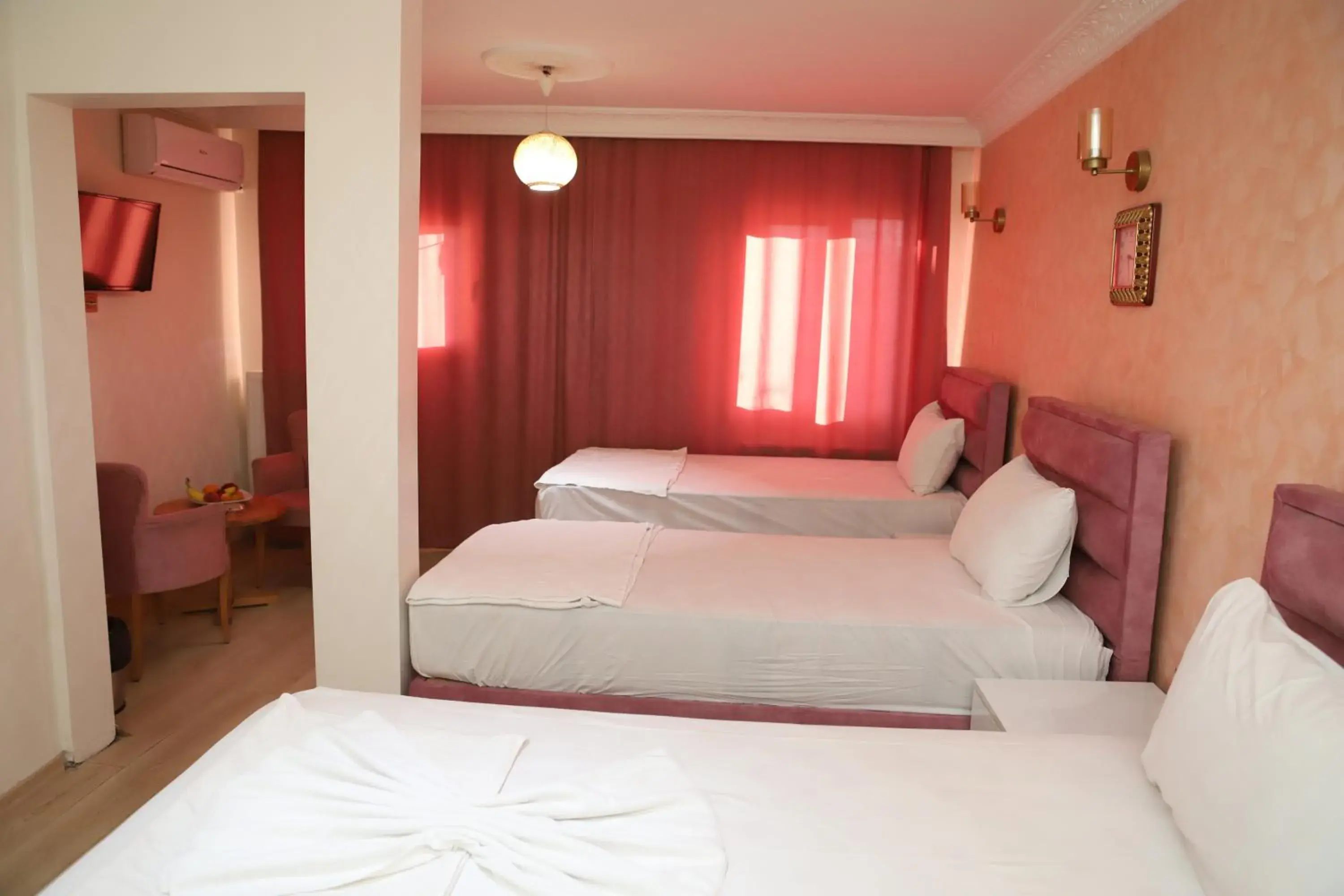 Family Room with Garden View in AVRASYAQUEEN HOTEL Family Room with Garden View in AVRASYAQUEEN HOTEL