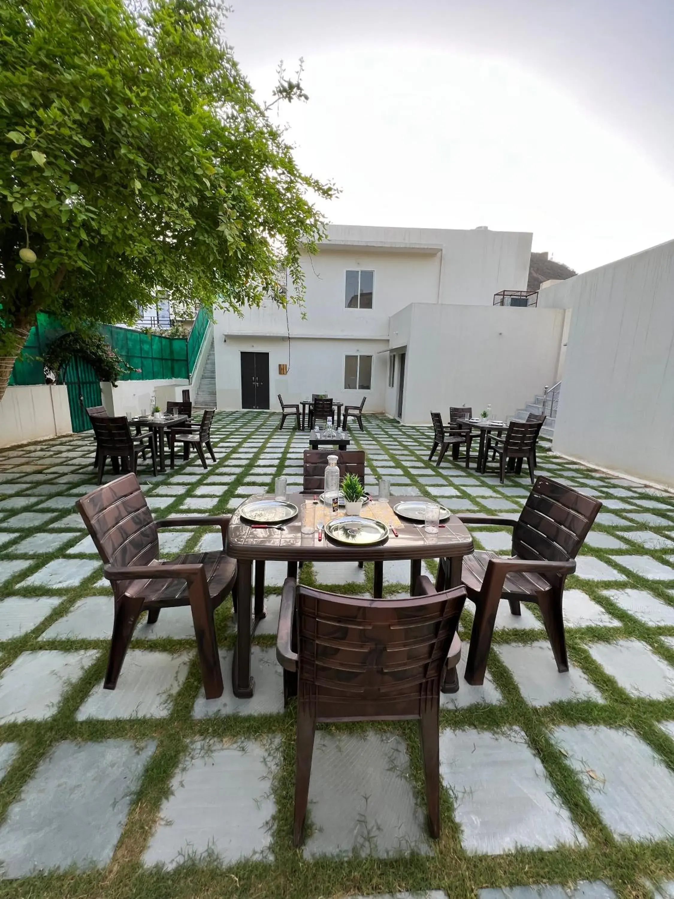 Property building in Hostel ivory Property building in Hostel ivory