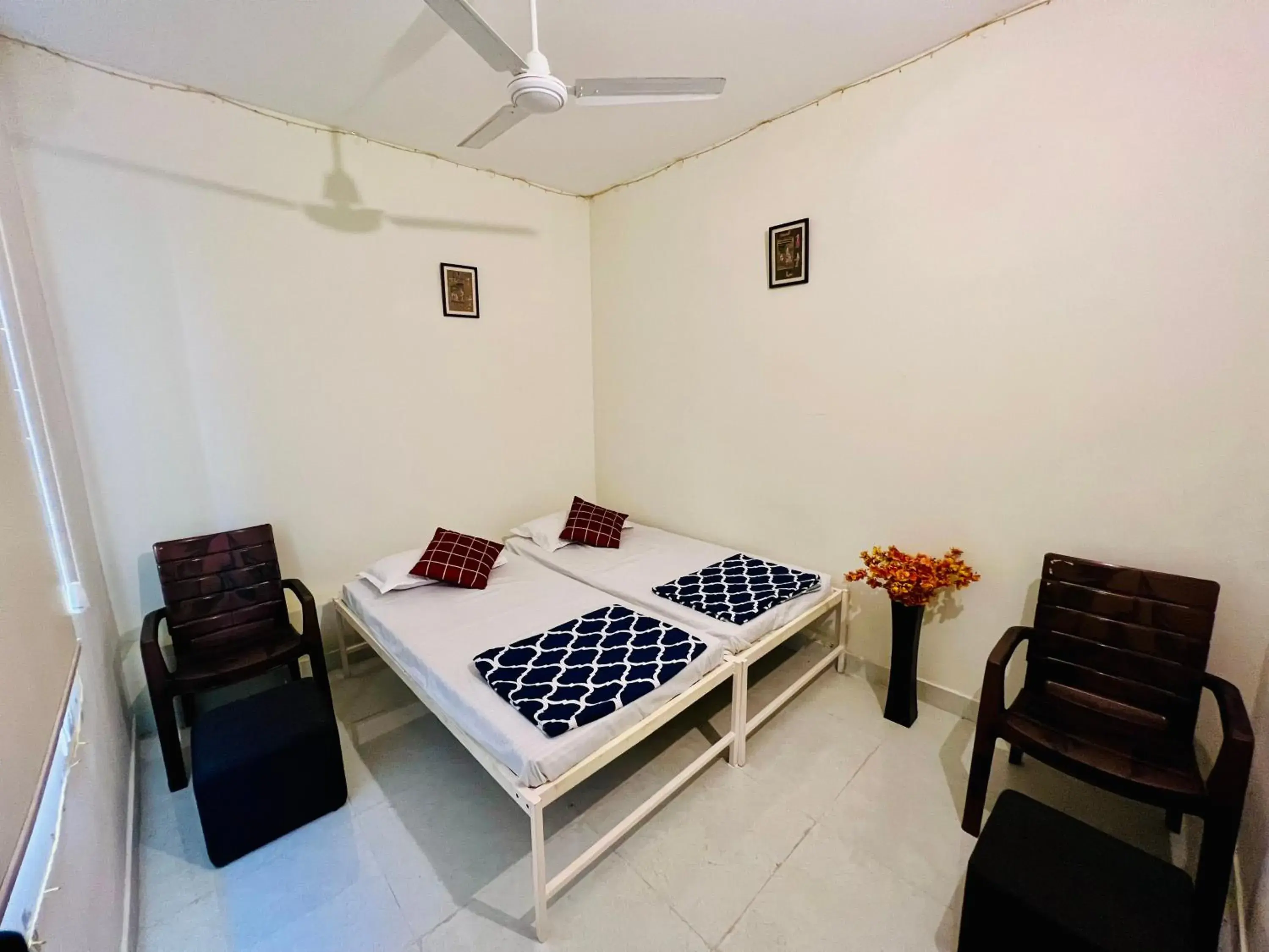 Bed in Hostel ivory Bed in Hostel ivory