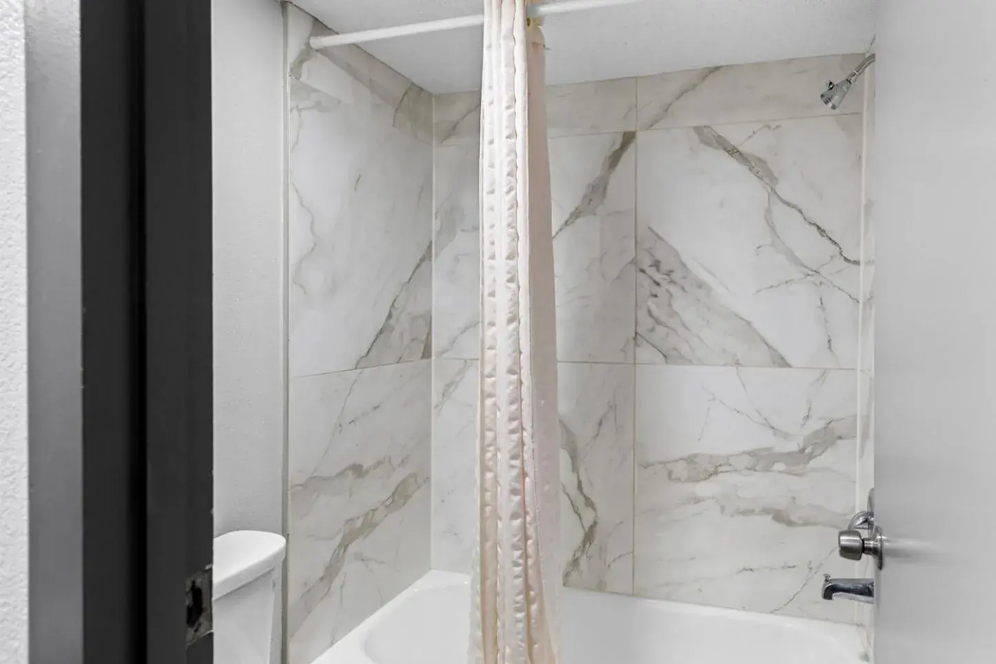 Superior Room with Two Double Beds Non-Smoking in Red Roof Inn Richmond - Airport Sandston Superior Room with Two Double Beds Non-Smoking in Red Roof Inn Richmond - Airport Sandston