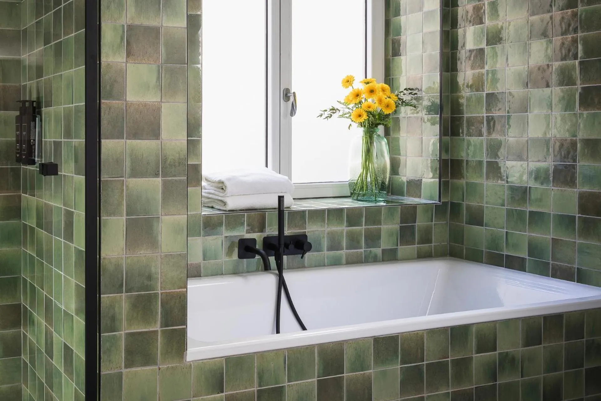 Bathroom in DuoMo Hotel