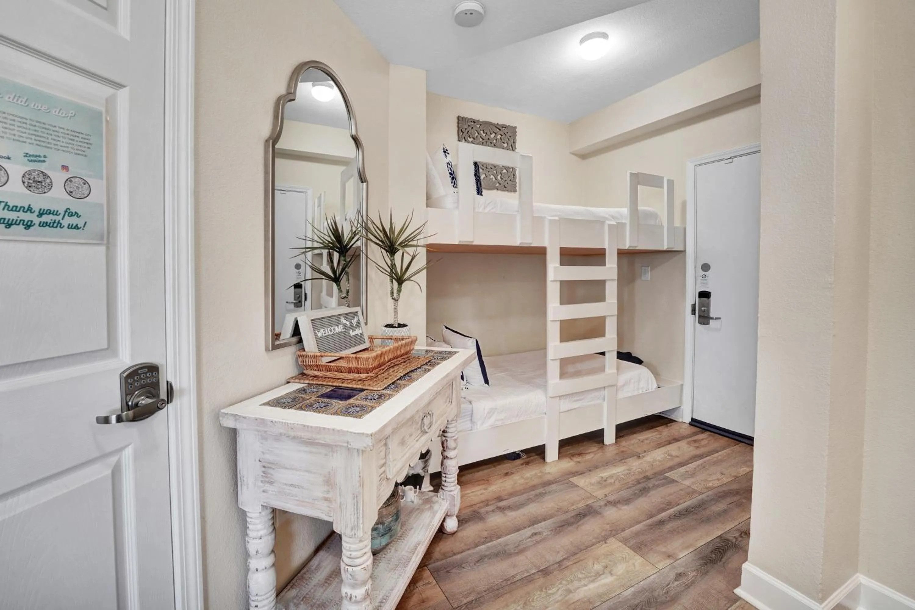 bunk bed in Million Dollar Views, Stunning Beachfront Property