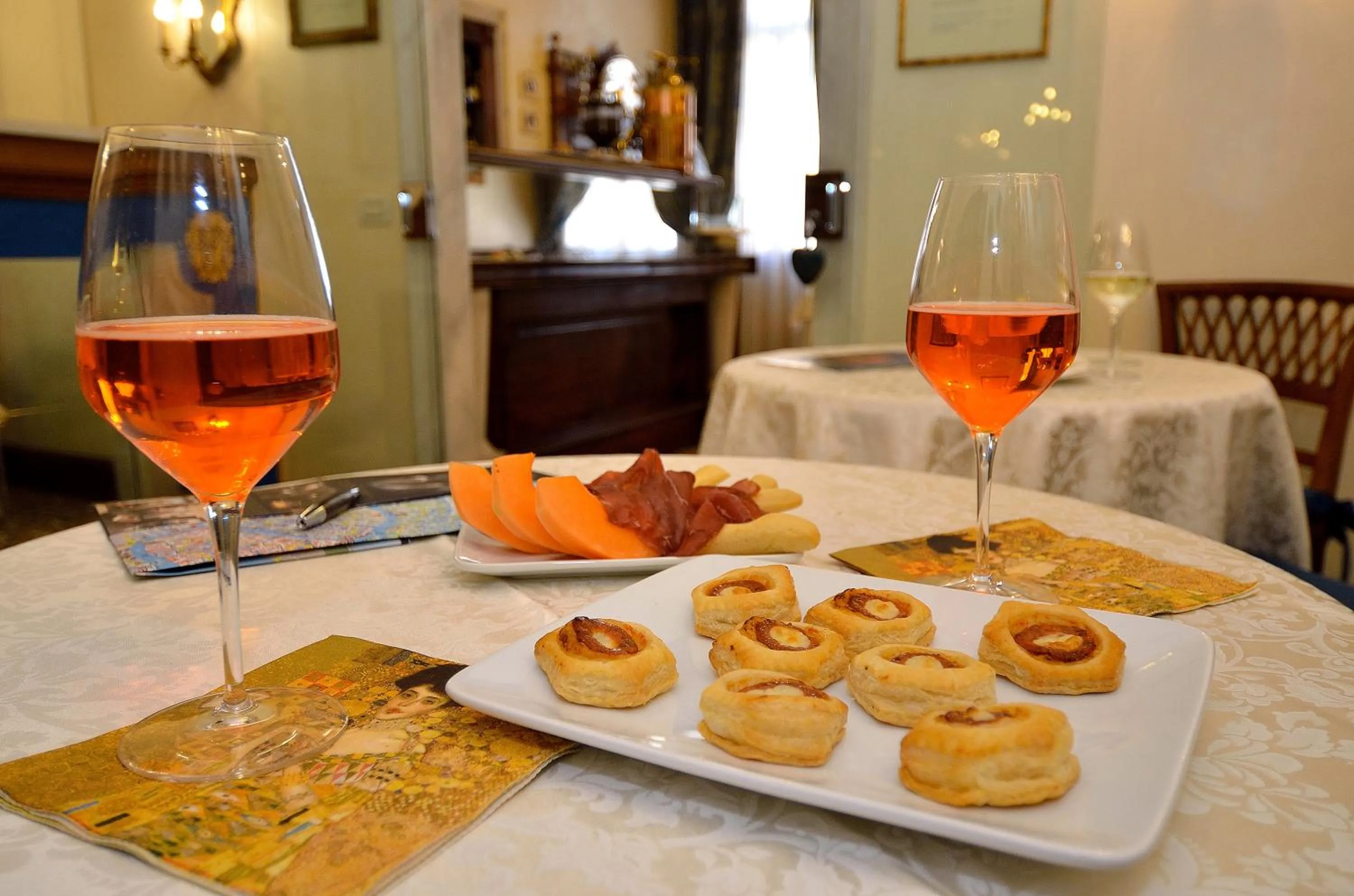 Food and drinks in Palazzo Odoni