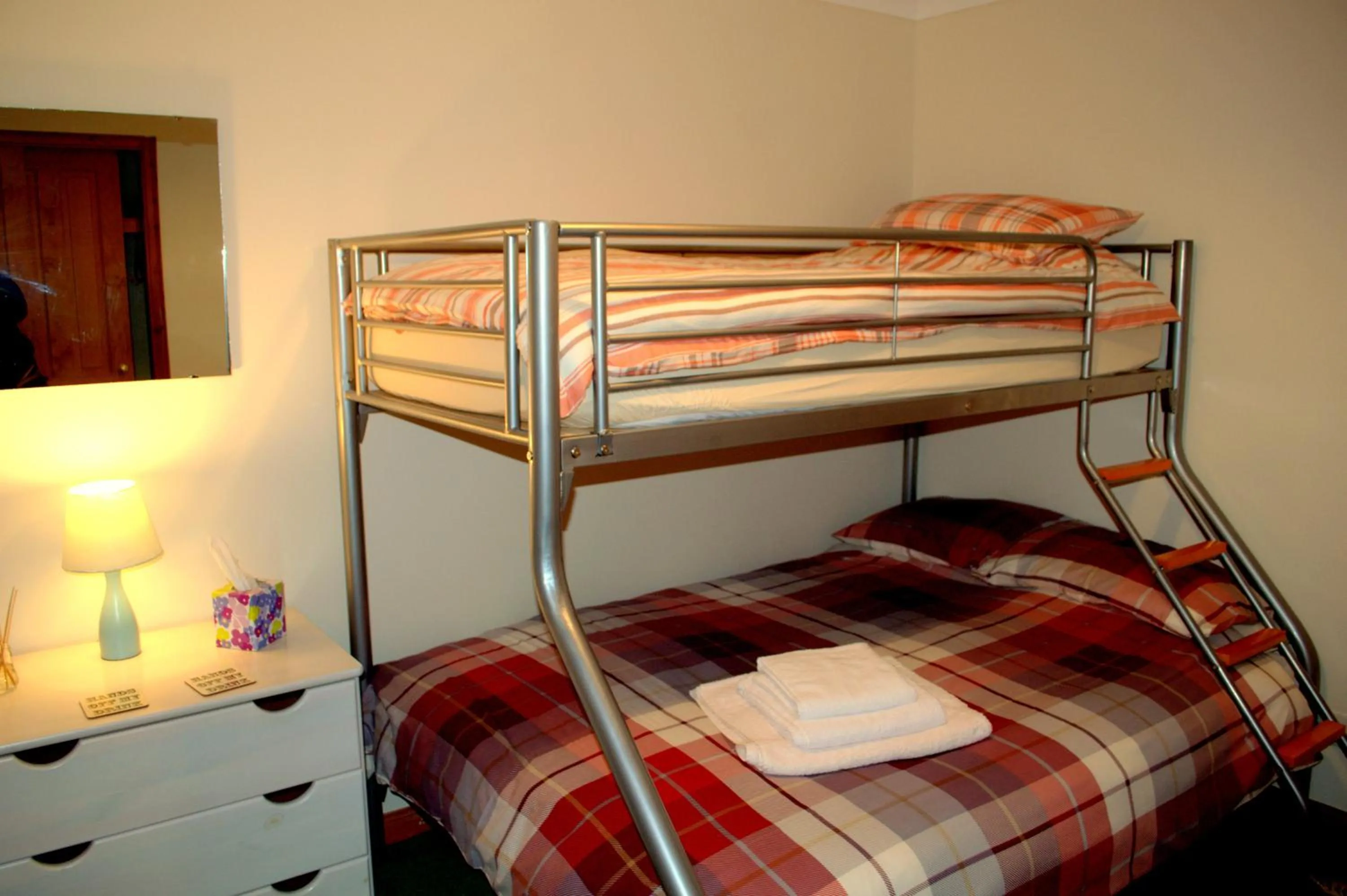 bunk bed, Bed in Torcroft Lodges