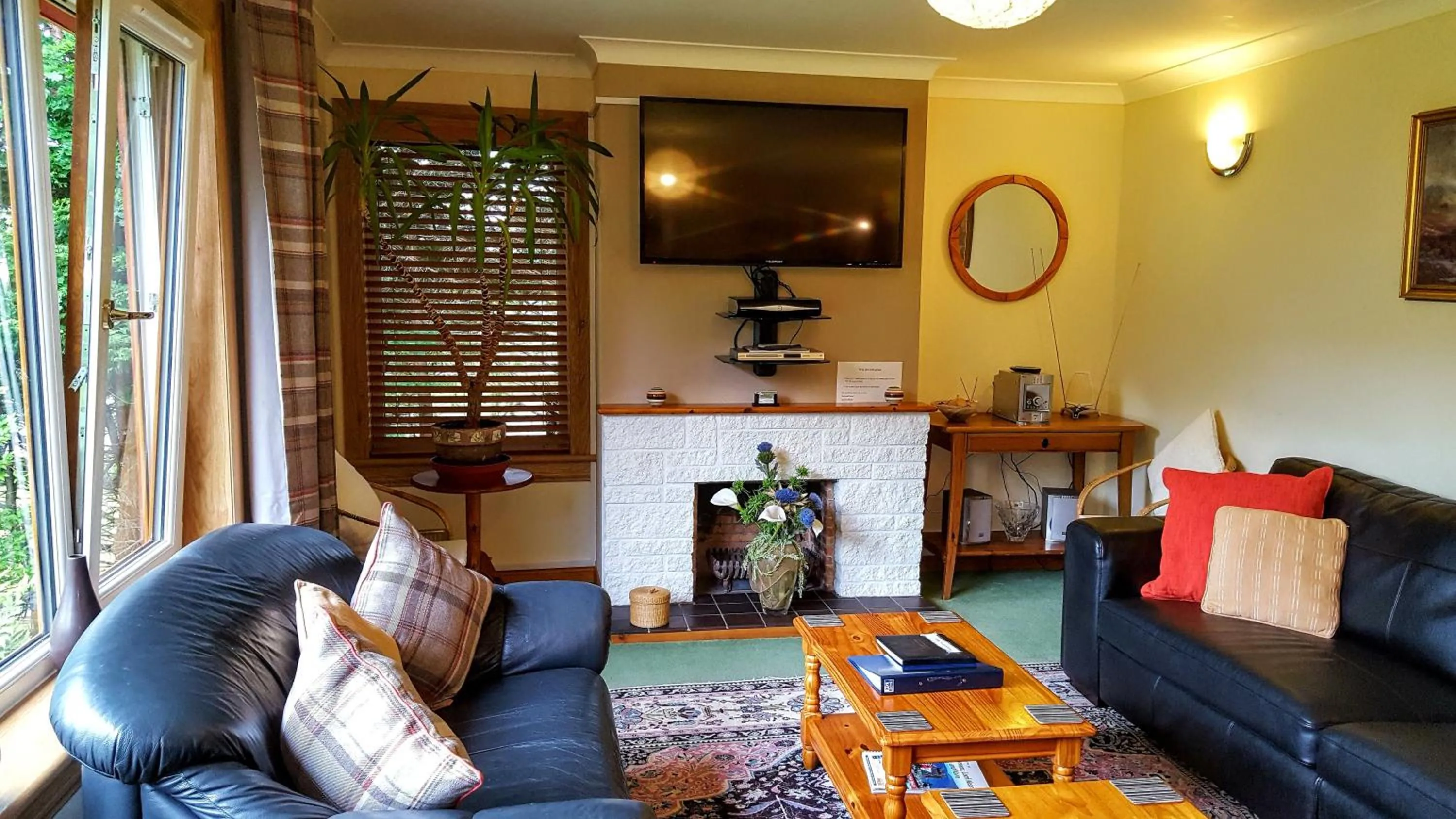 Living room in Torcroft Lodges