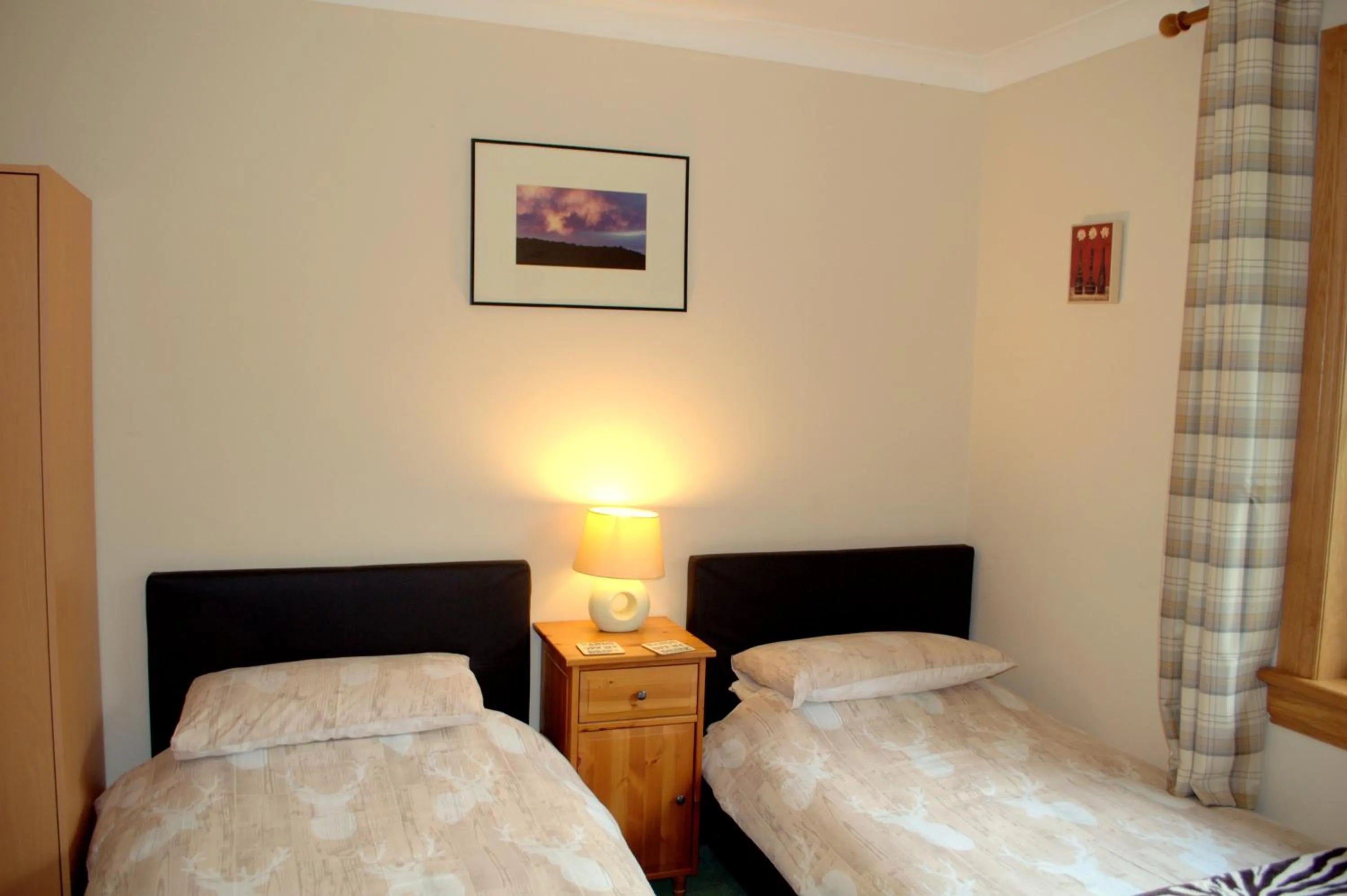 Bedroom, Bed in Torcroft Lodges