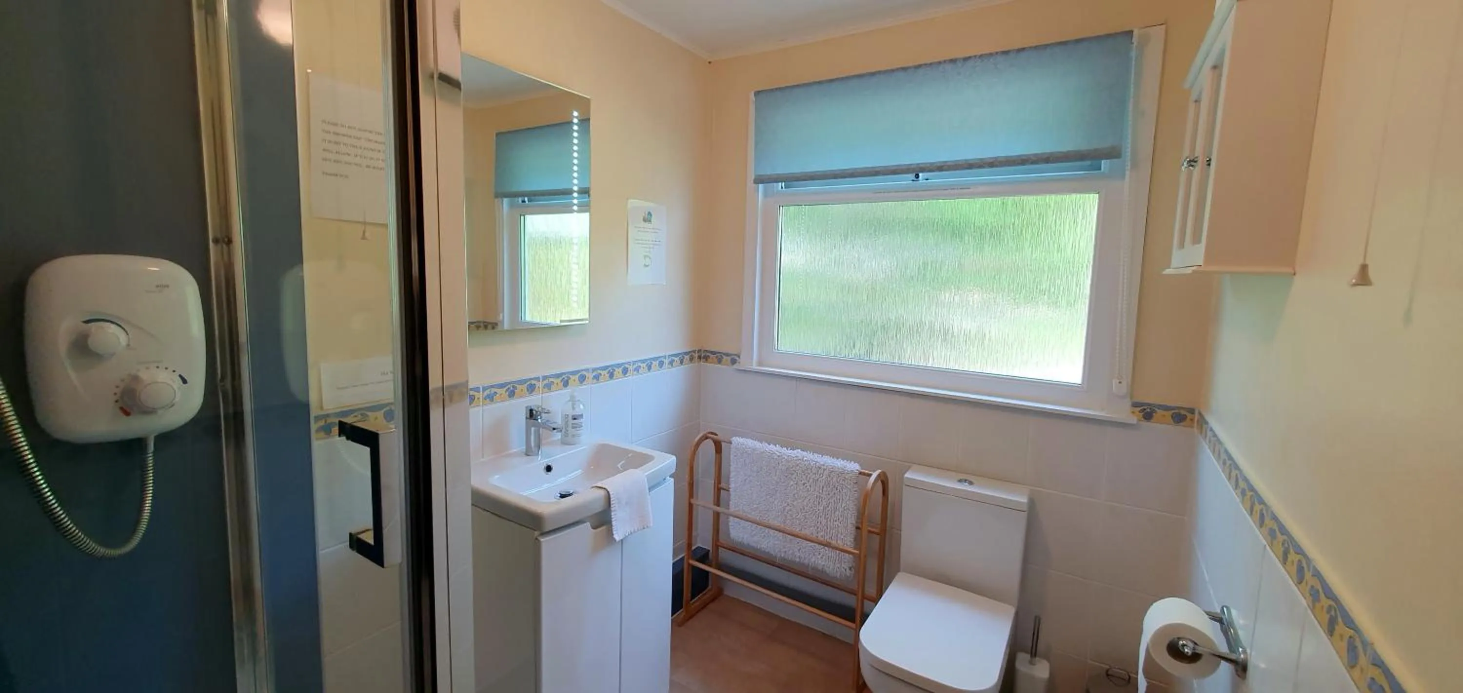 Bathroom in Torcroft Lodges